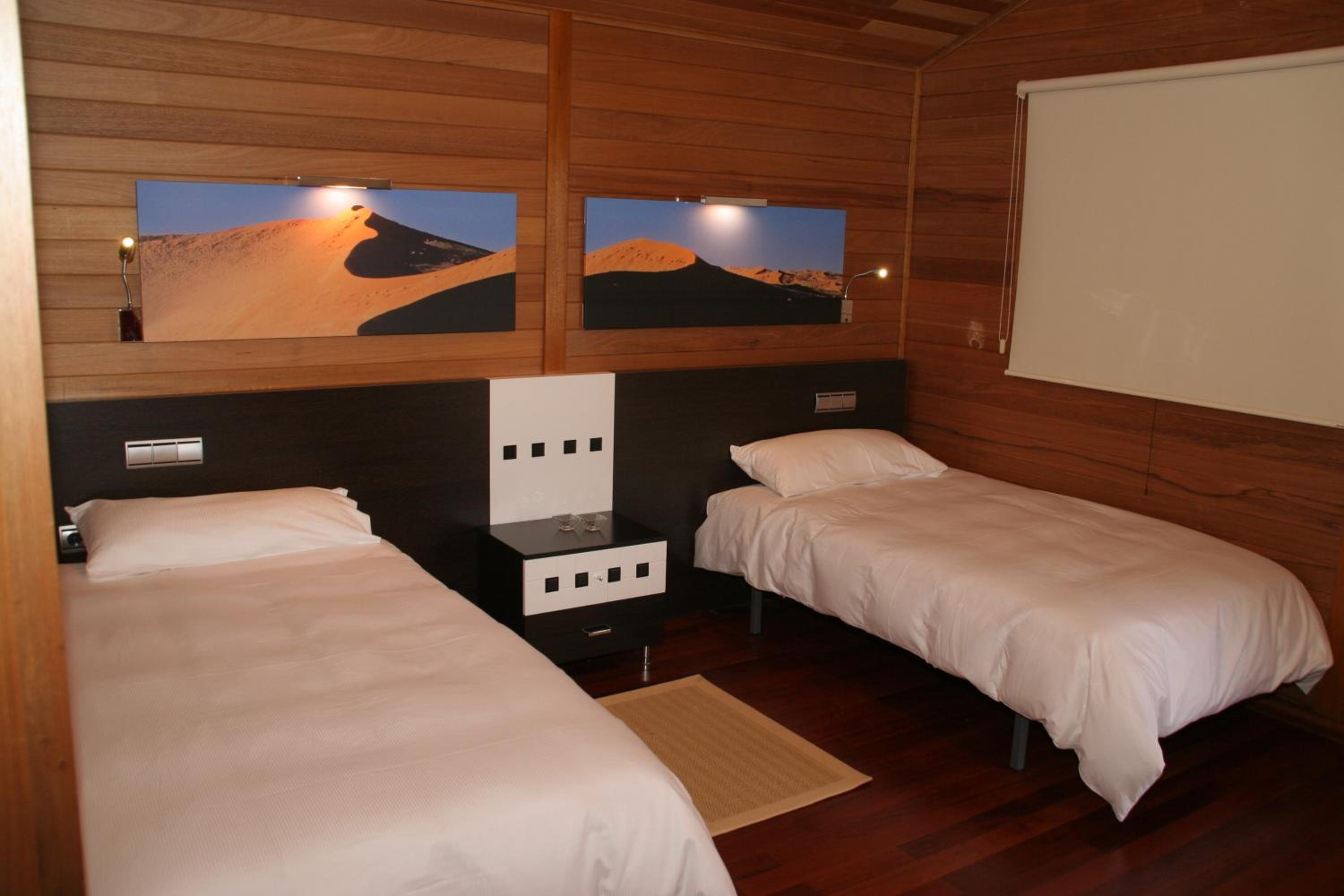 Bungalow (2 Adults) - Photo 1