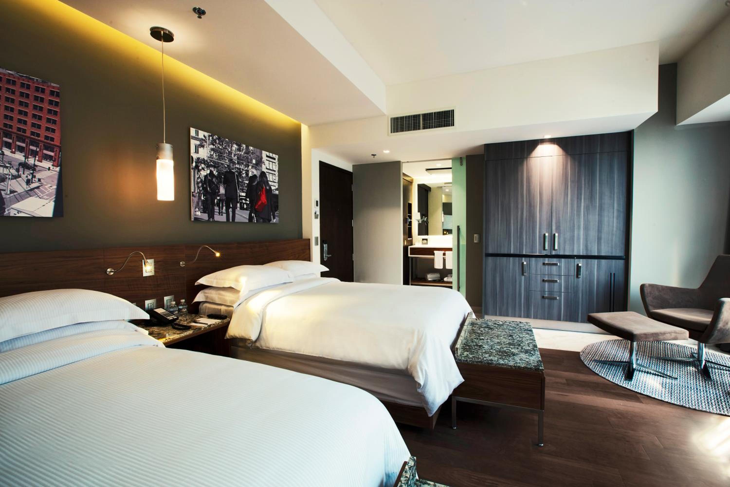 Executive Suite thumbnail 5