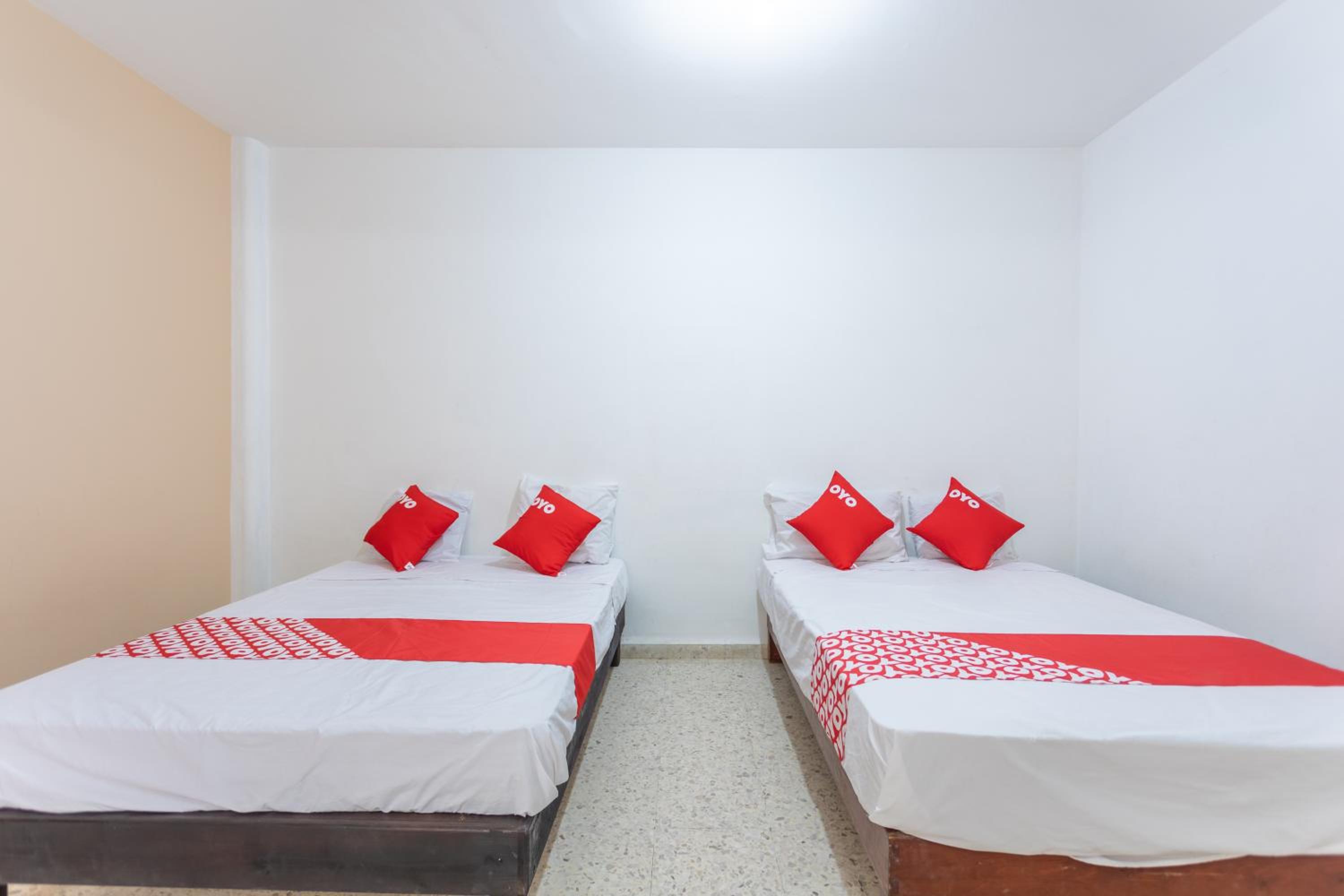 Standard Three beds - Photo 3