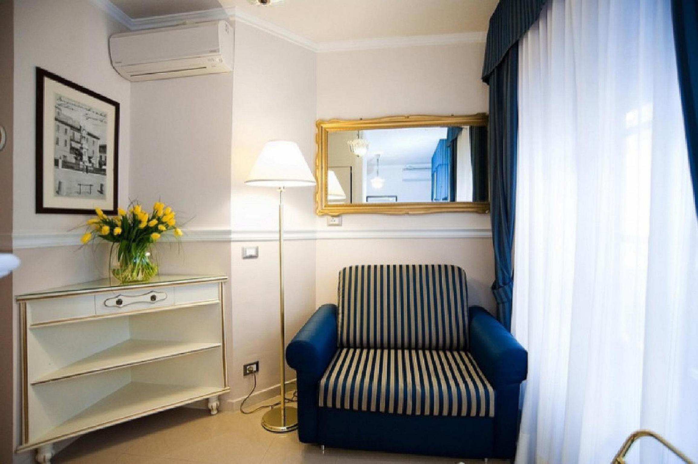 Deluxe Double or Twin Room - Photo 2