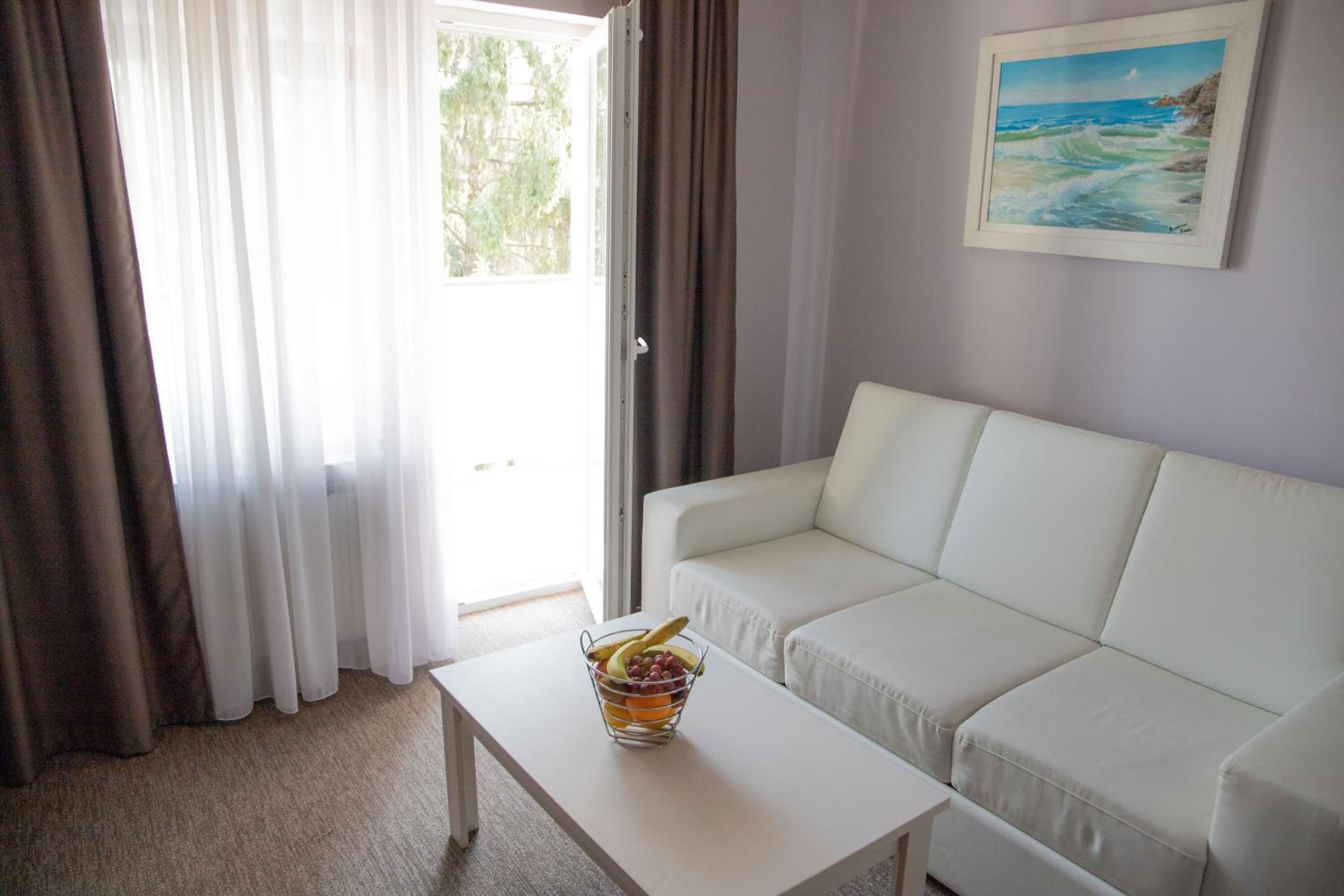 Standard Apartment - Photo 2