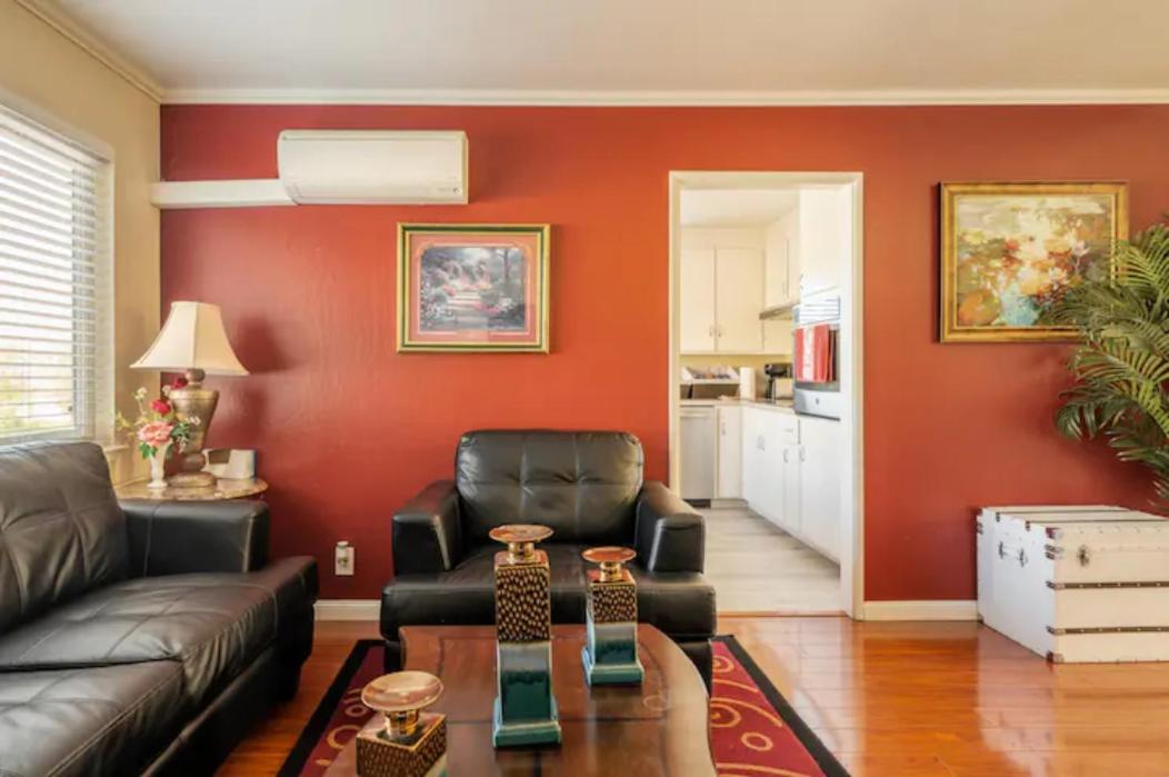 Two-Bedroom Apartment - Photo 1