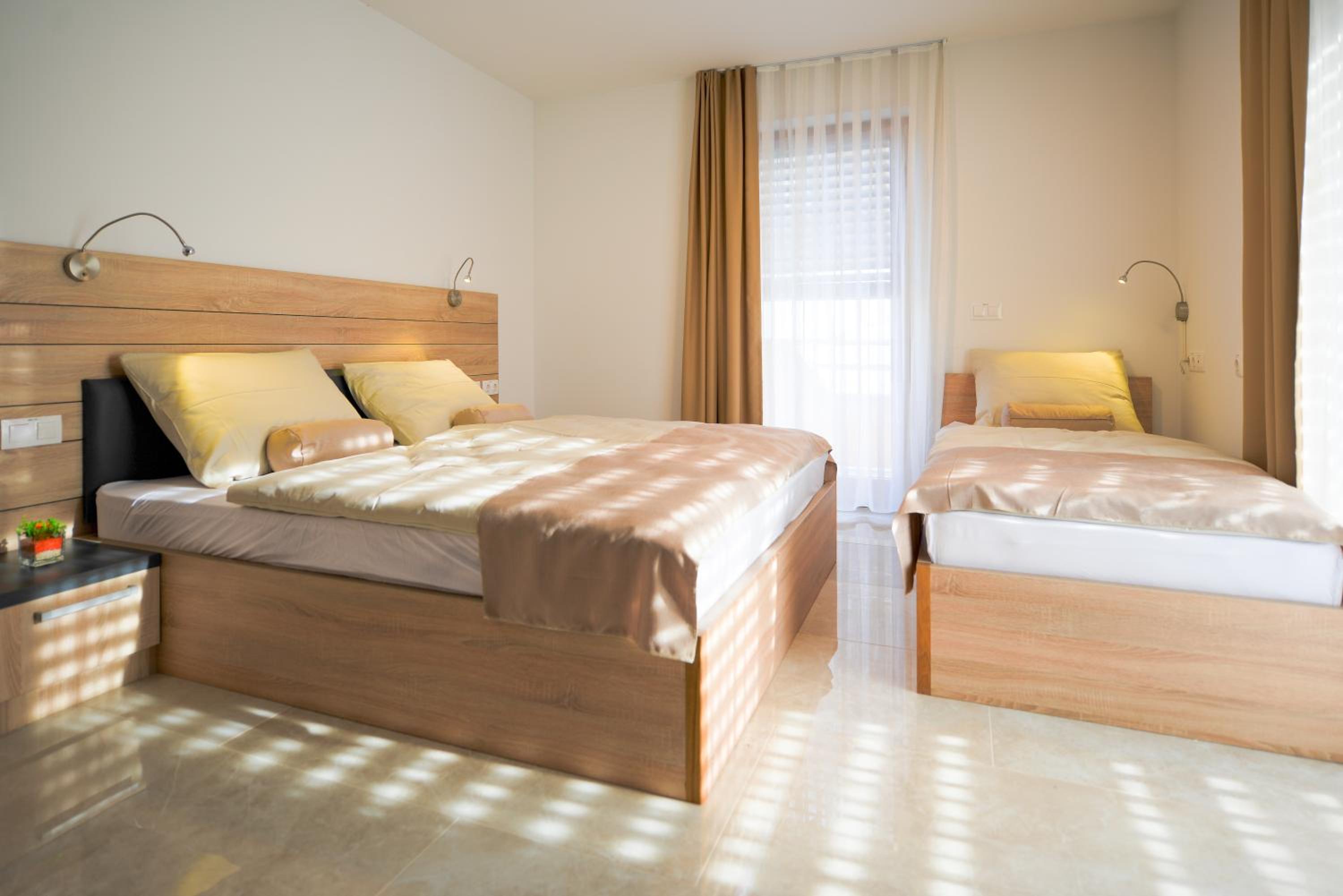Comfort Triple Room photo 3