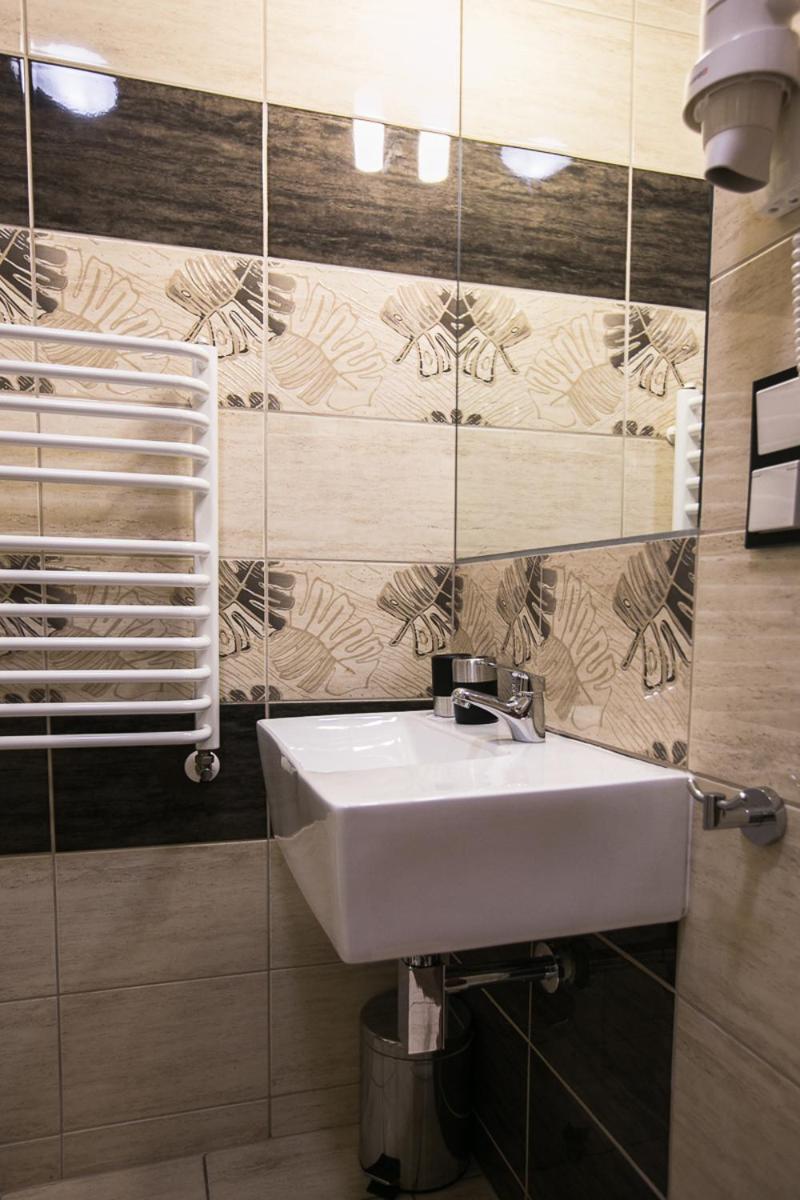 Premium Double Room - Photo 4