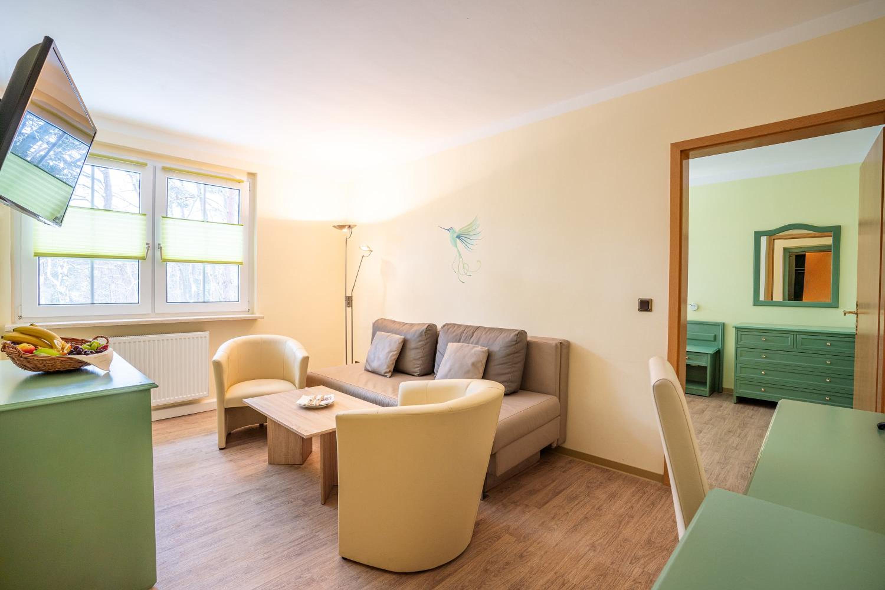 One-Bedroom Family Apartment - Photo 3