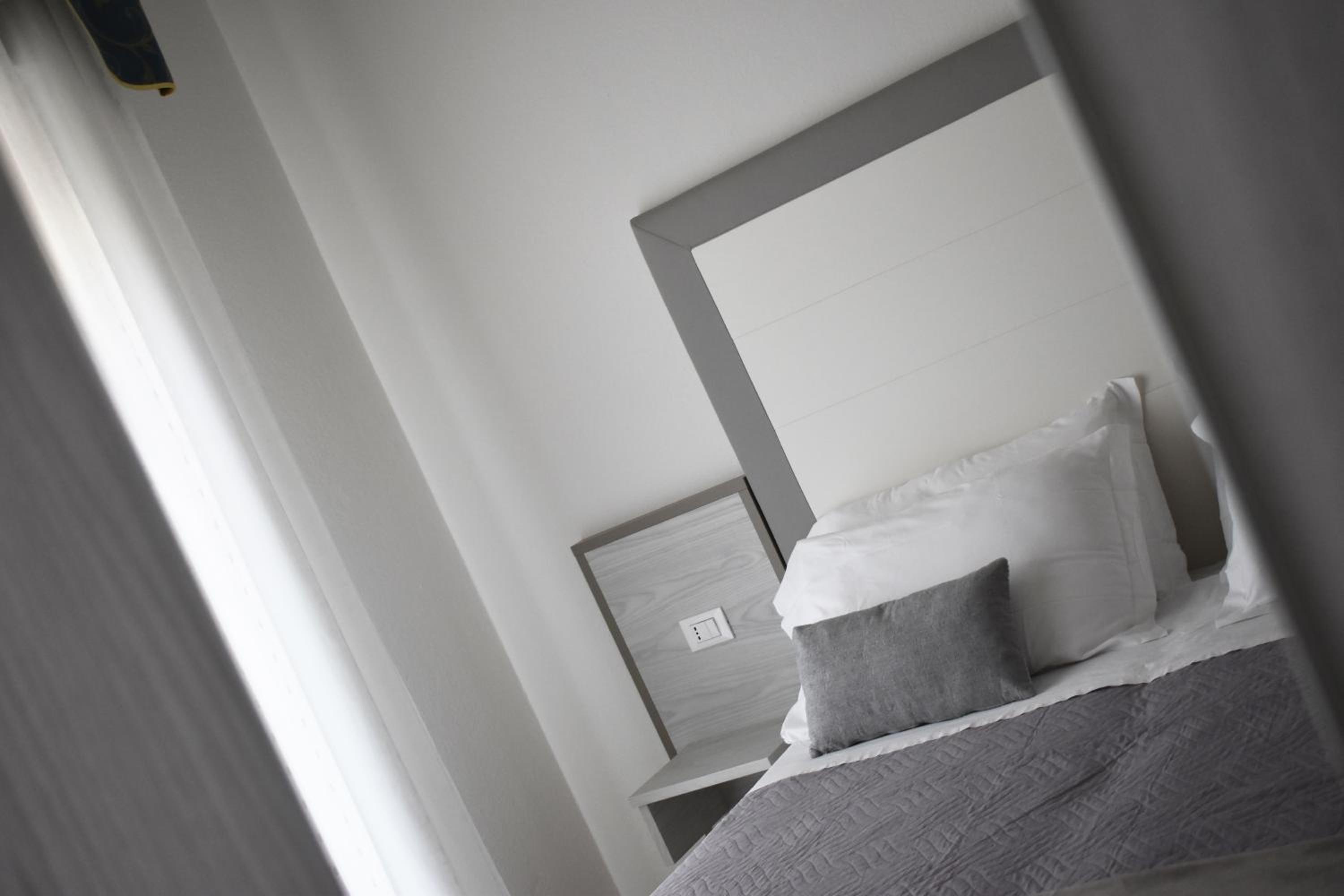 Double or Twin Room with Balcony photo 2