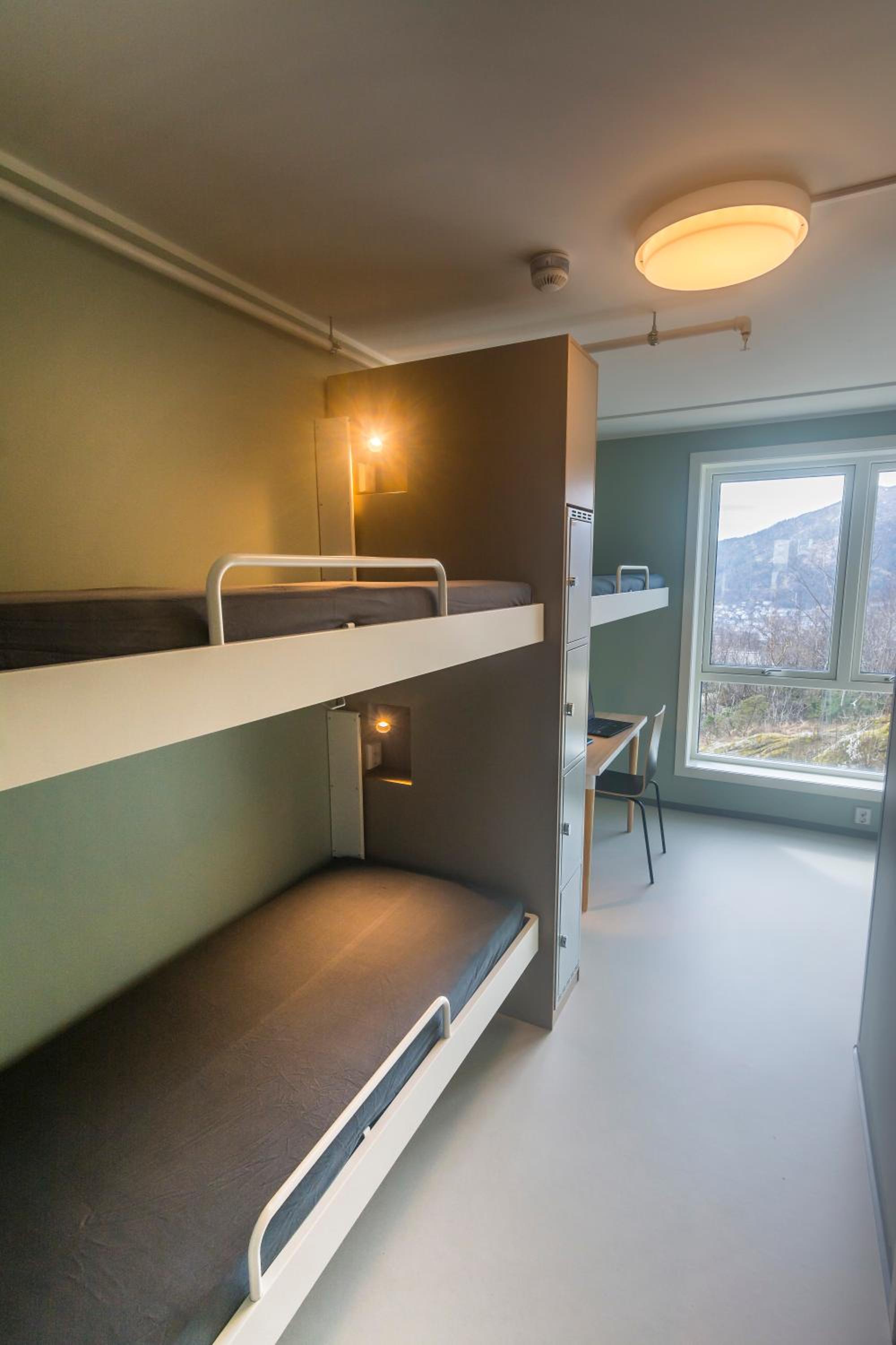 Triple Room with Private Bathroom photo 3