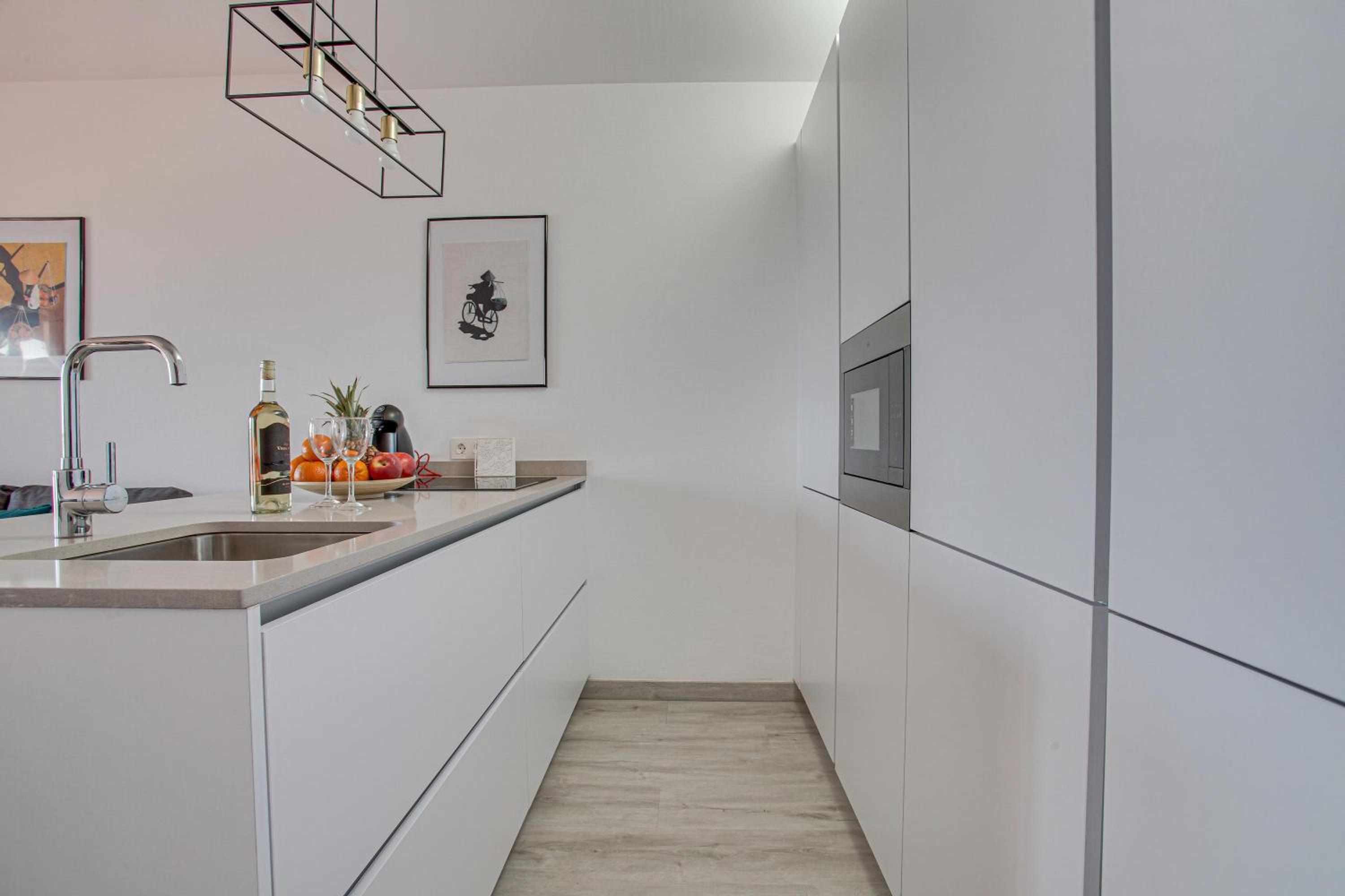 Two-Bedroom House - Photo 5