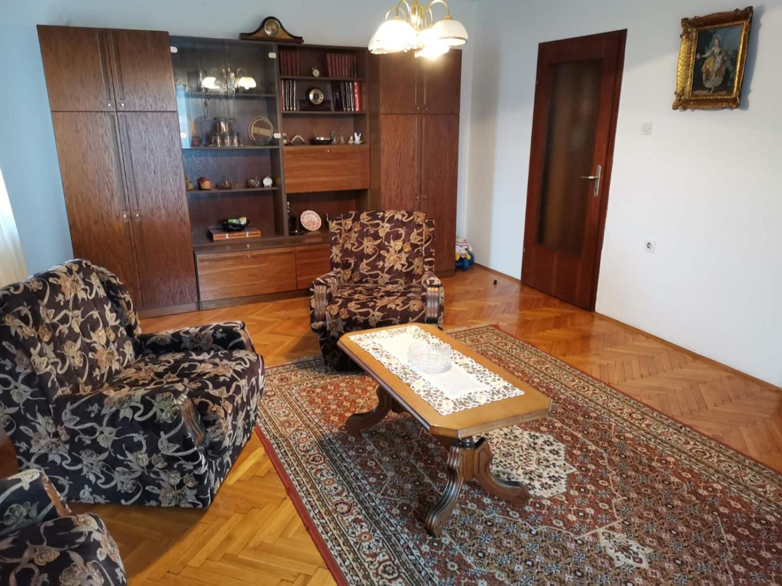 Two-Bedroom House photo 3