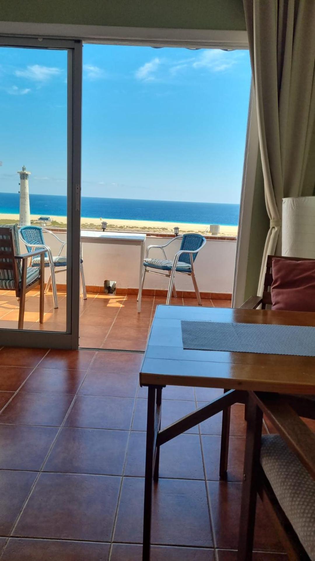 Studio Apartment with Sea View photo 2