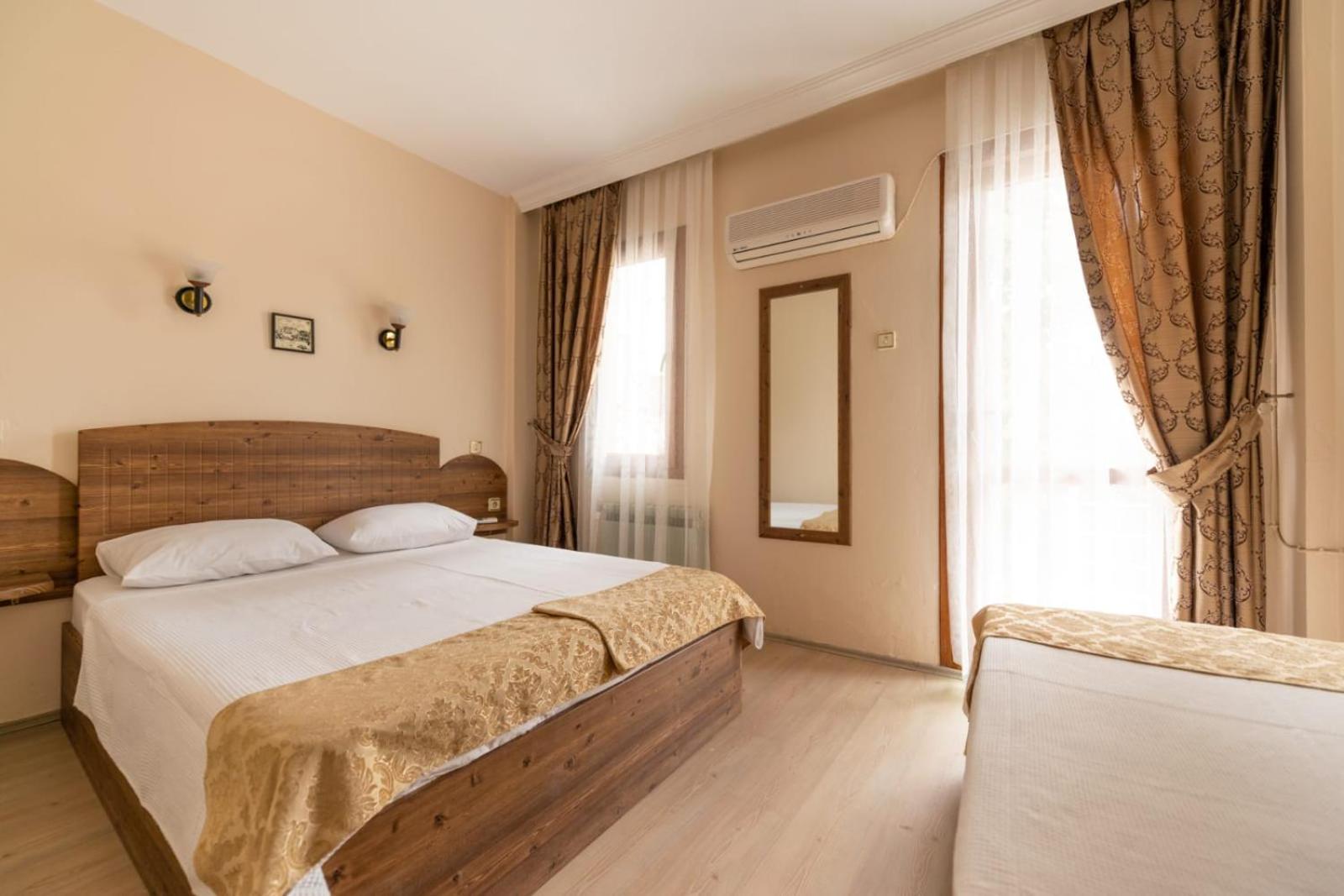 Standard Triple Room - Photo 2