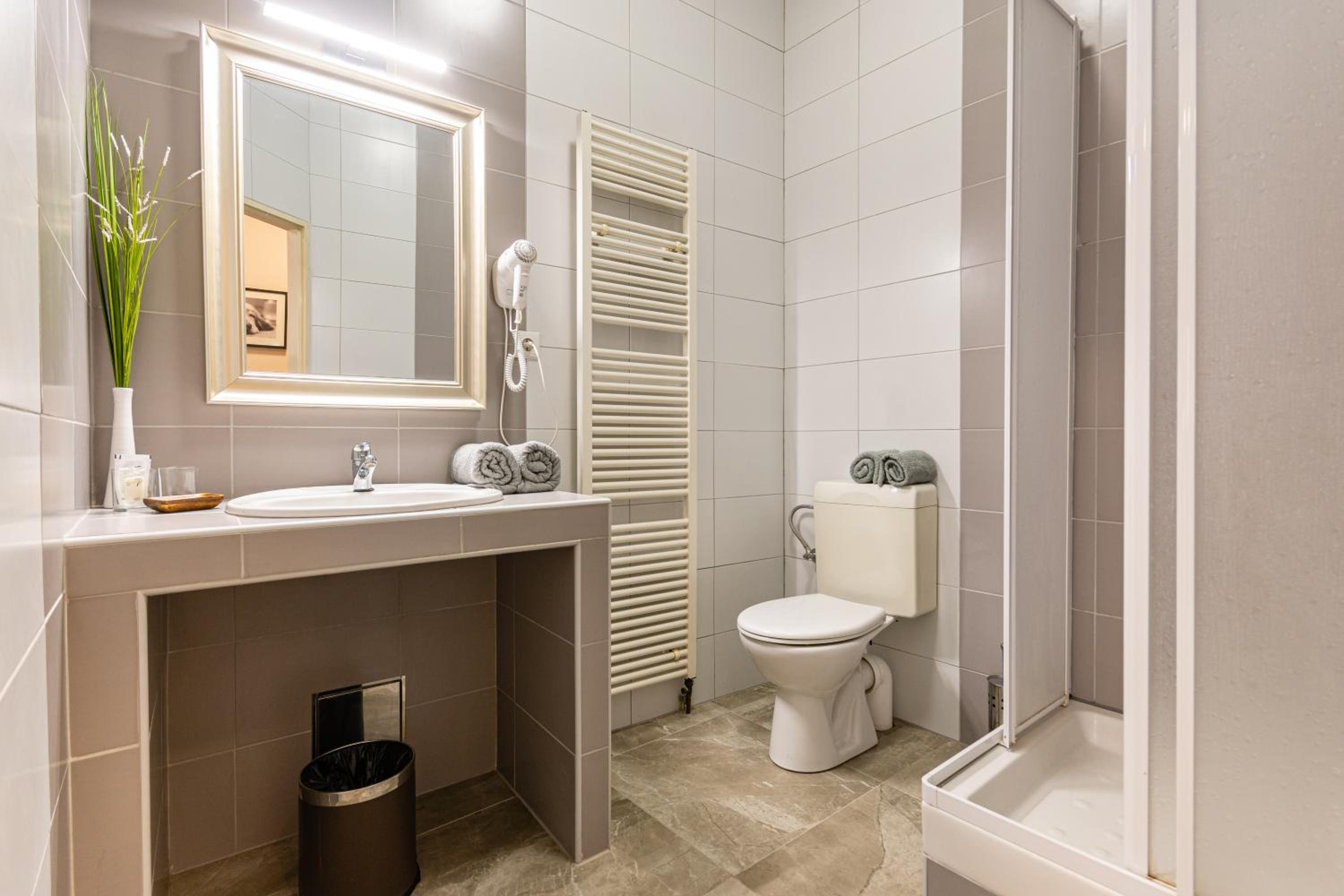 Double or Twin Room photo 2