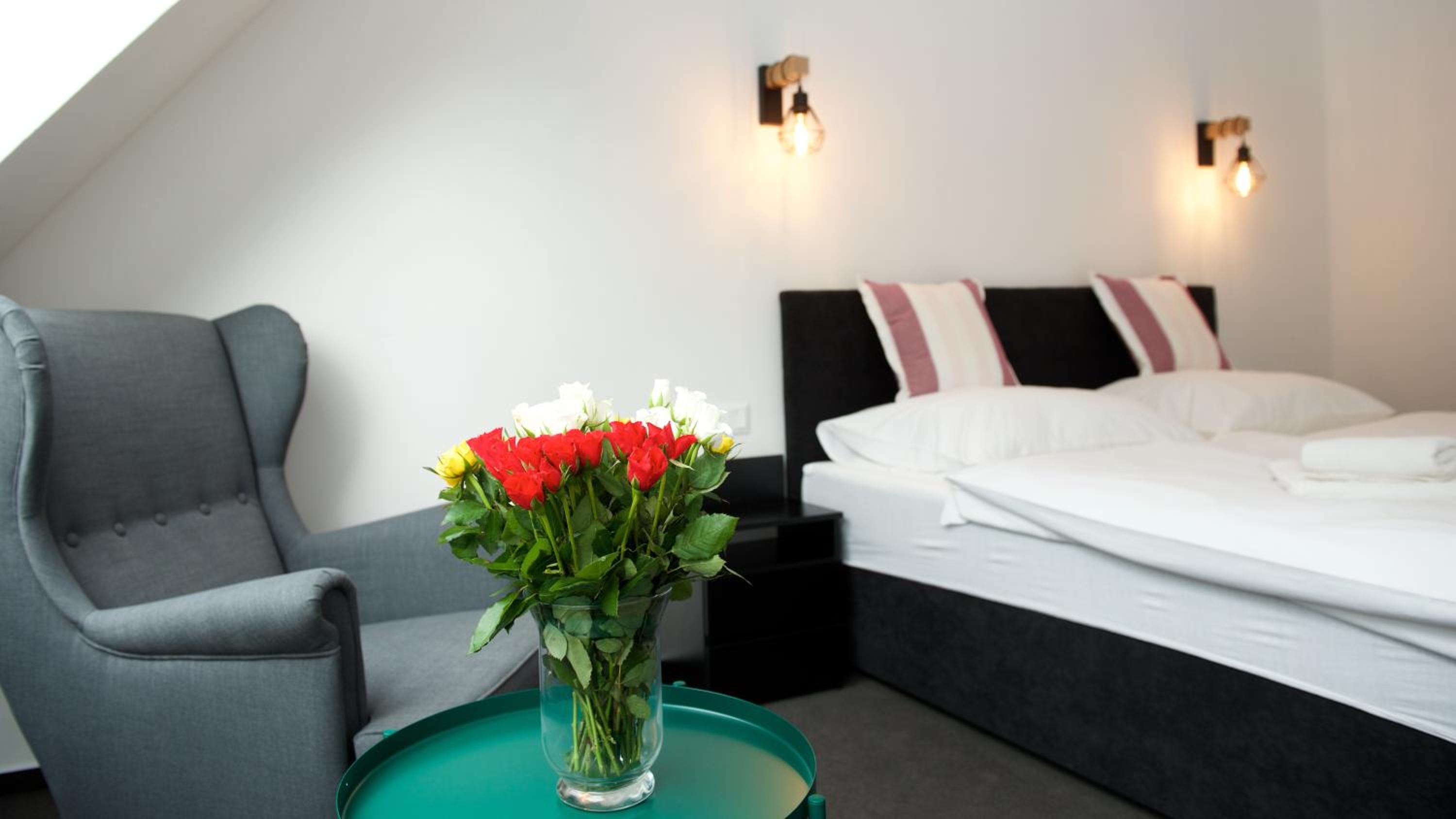 Economy Double Room - Photo 3
