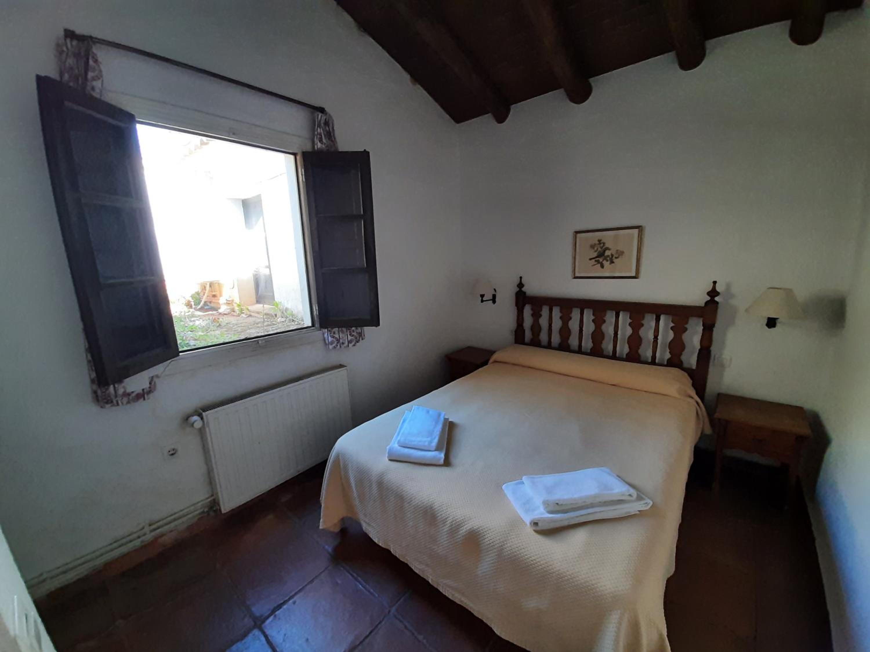 One-Bedroom House - Photo 15