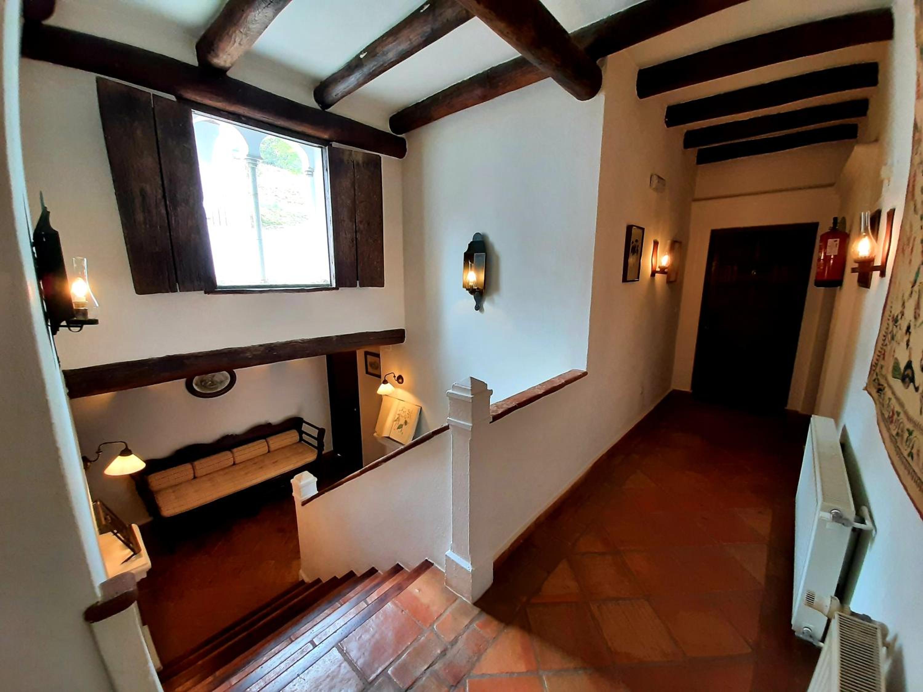 Double Room - Photo 13