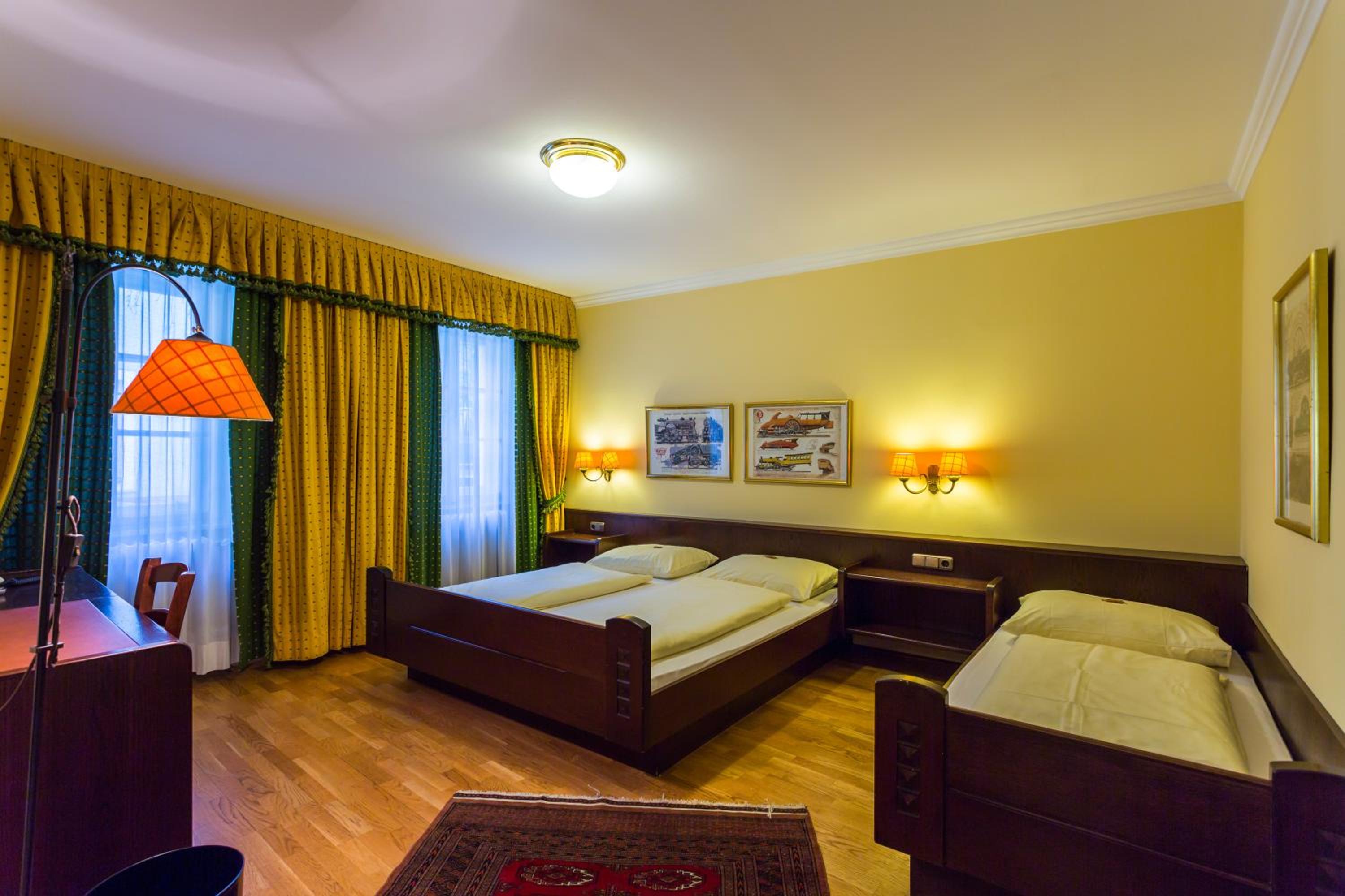 Triple Room - Photo 1