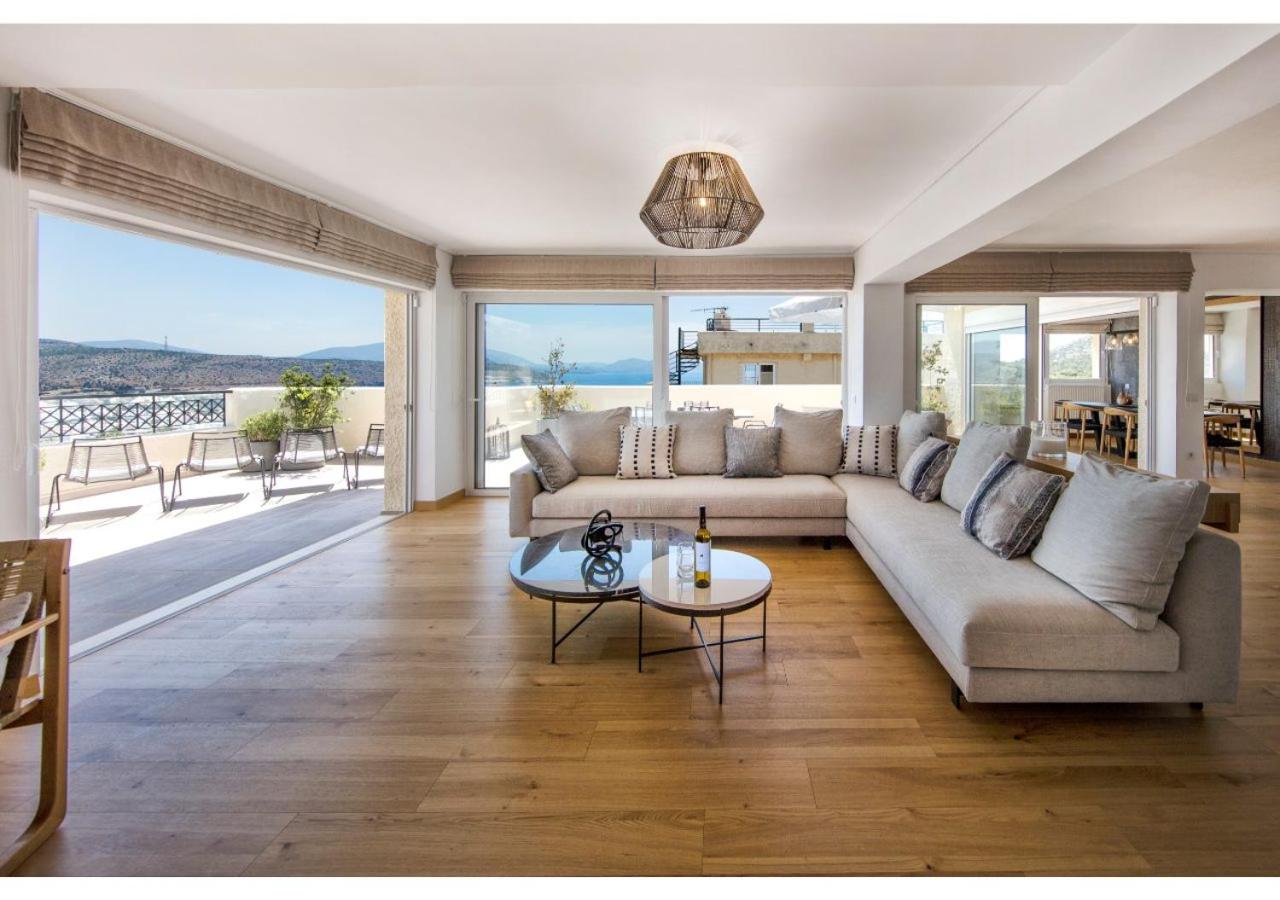 Penthouse Apartment with Sea View