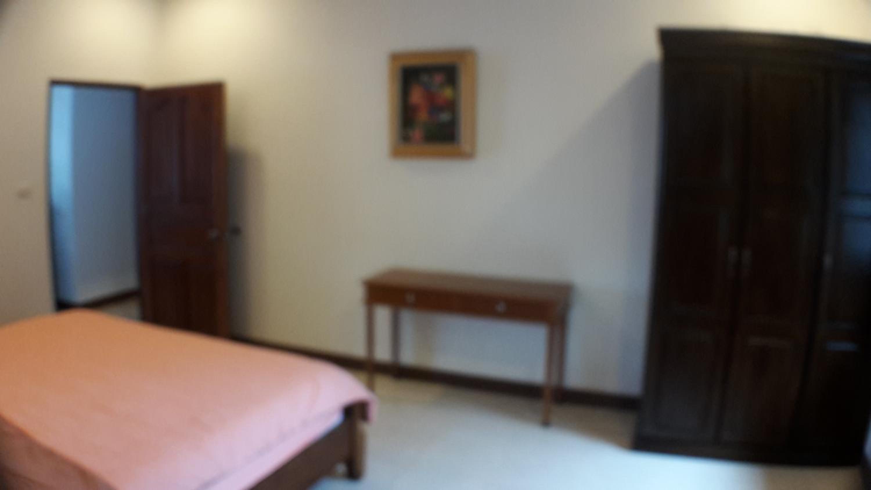 Three-Bedroom House - Photo 8