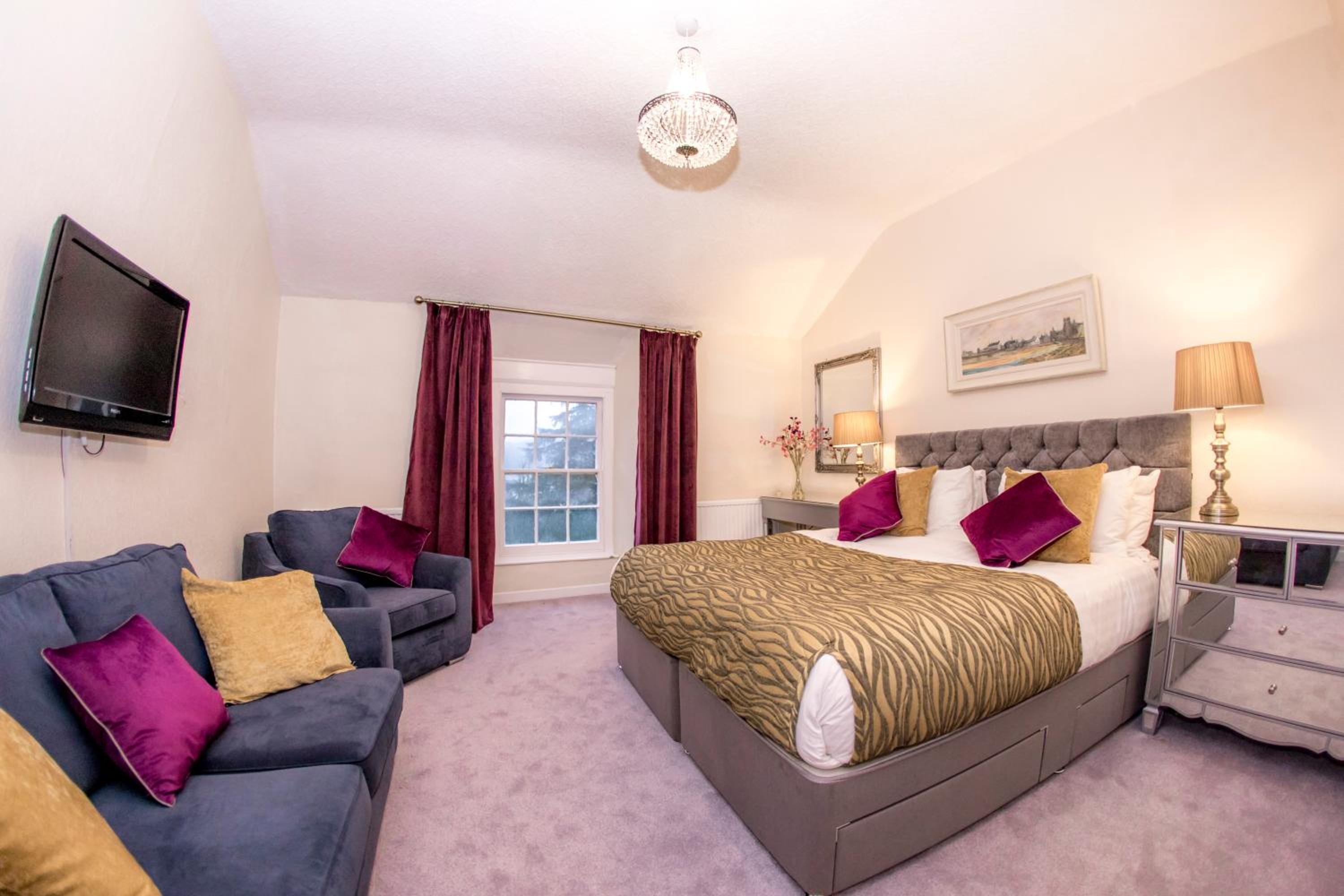 King Room with Mountain View