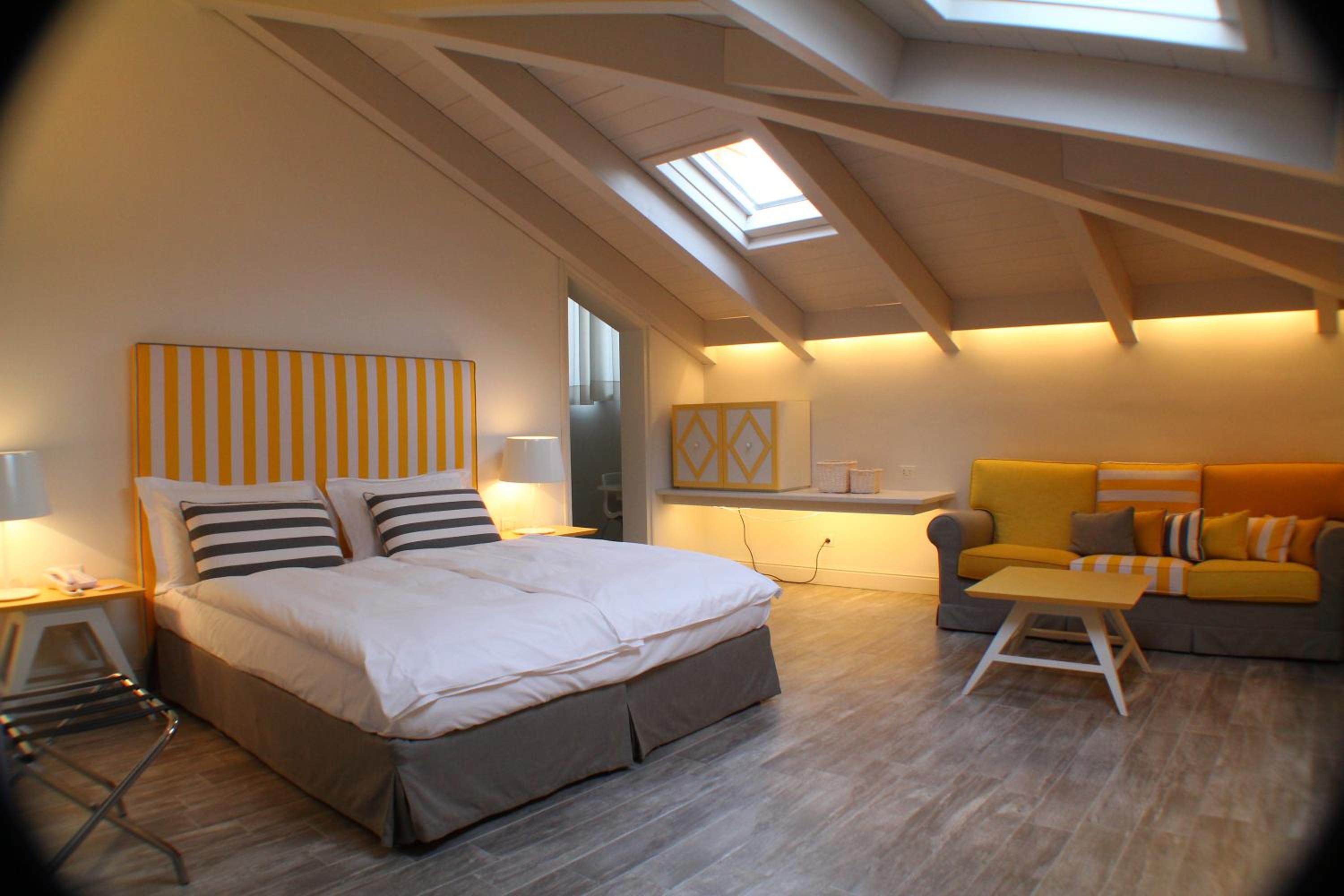 Superior Double or Twin Room - Photo 2