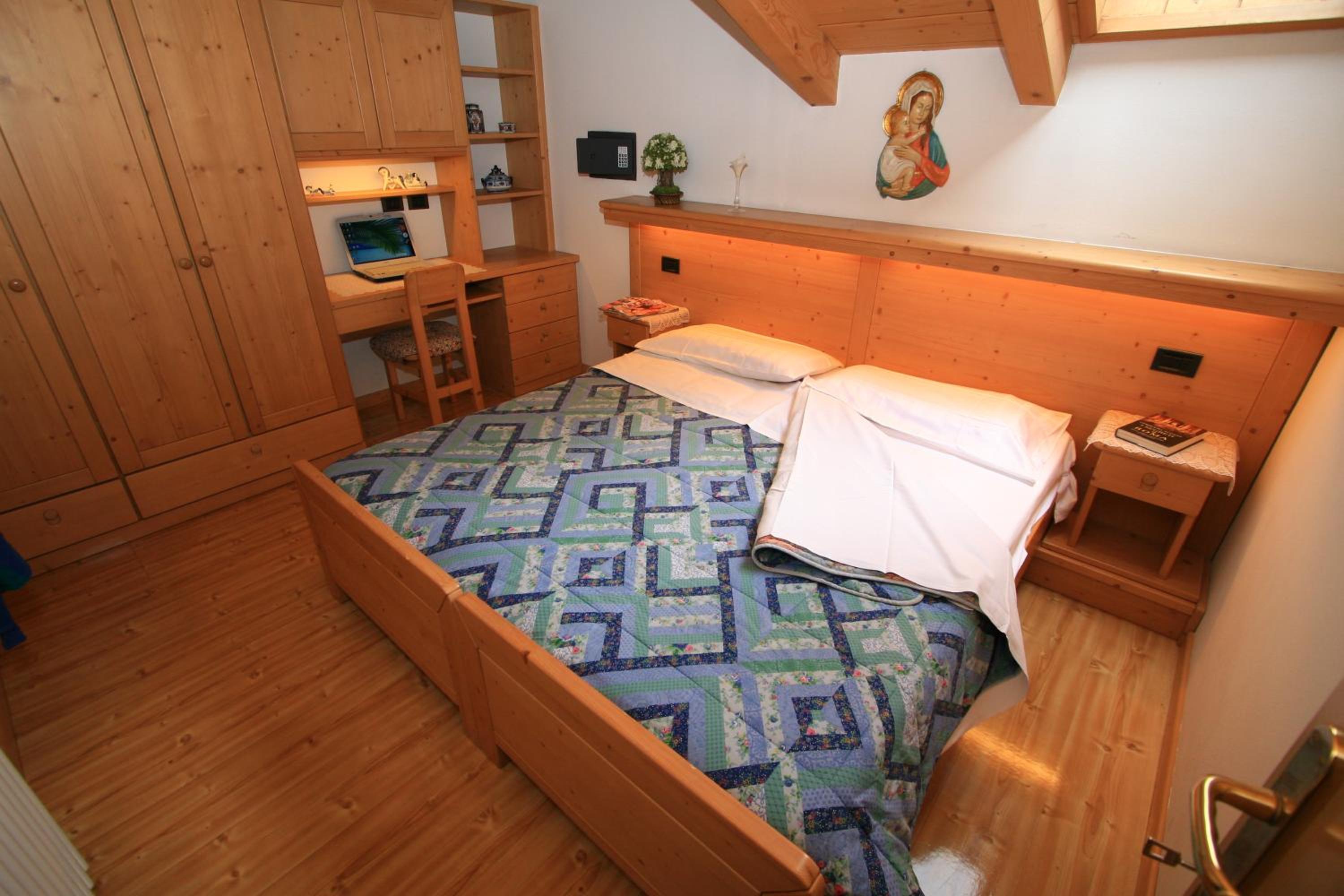 Two-Bedroom Apartment photo 1