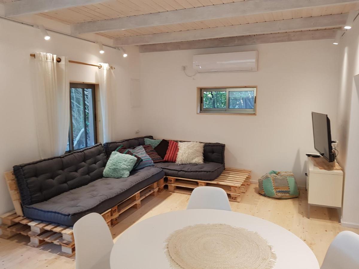 One-Bedroom House - Photo 6