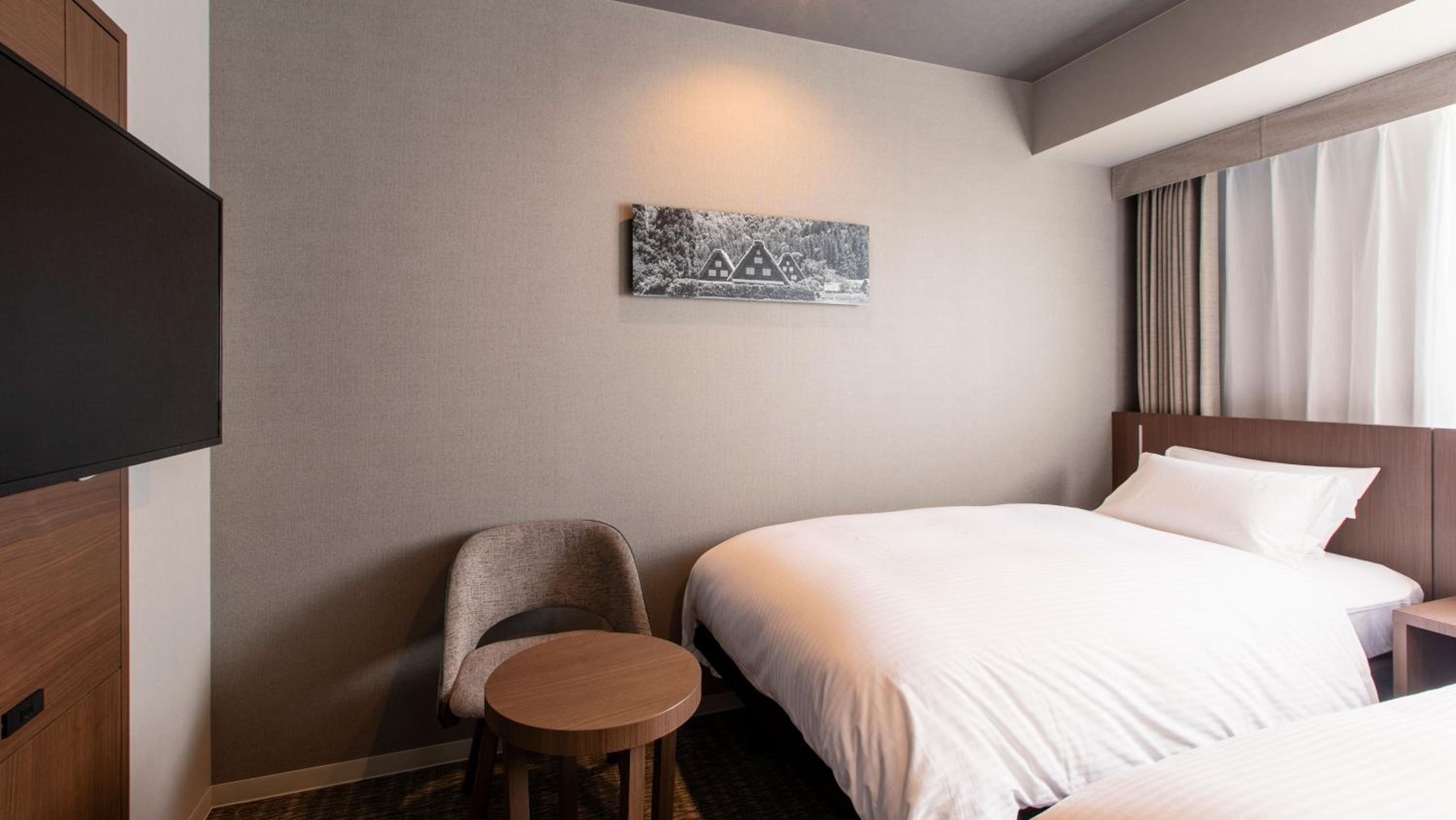 Standard Twin Room - Photo 2