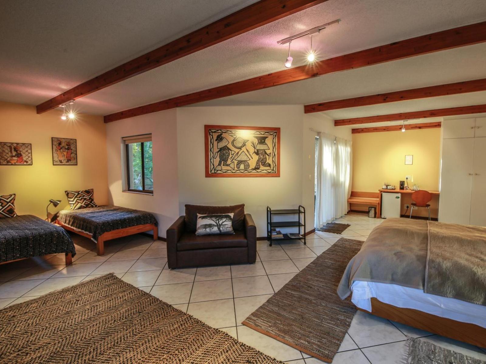 Luxury Family Room photo 2