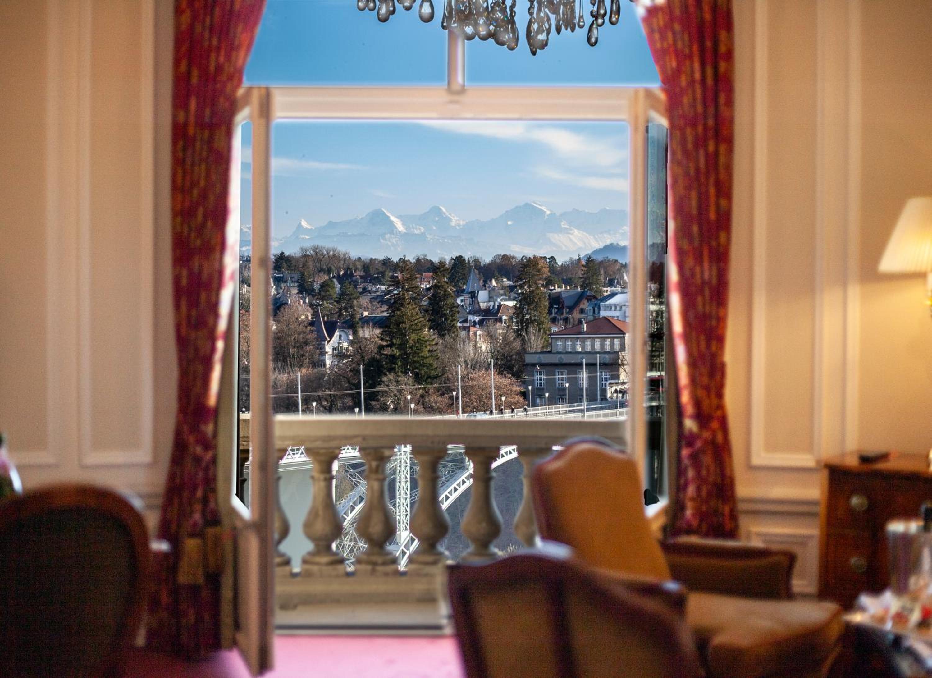 Tower Suite - Photo 2