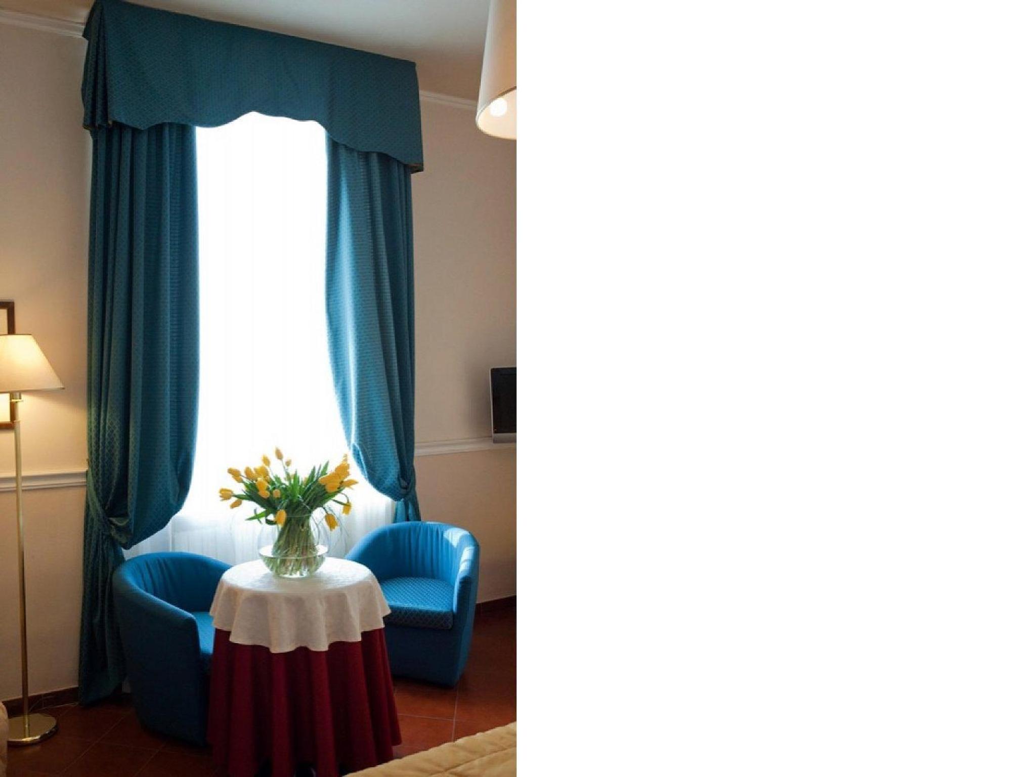 Deluxe Double or Twin Room - Photo 17