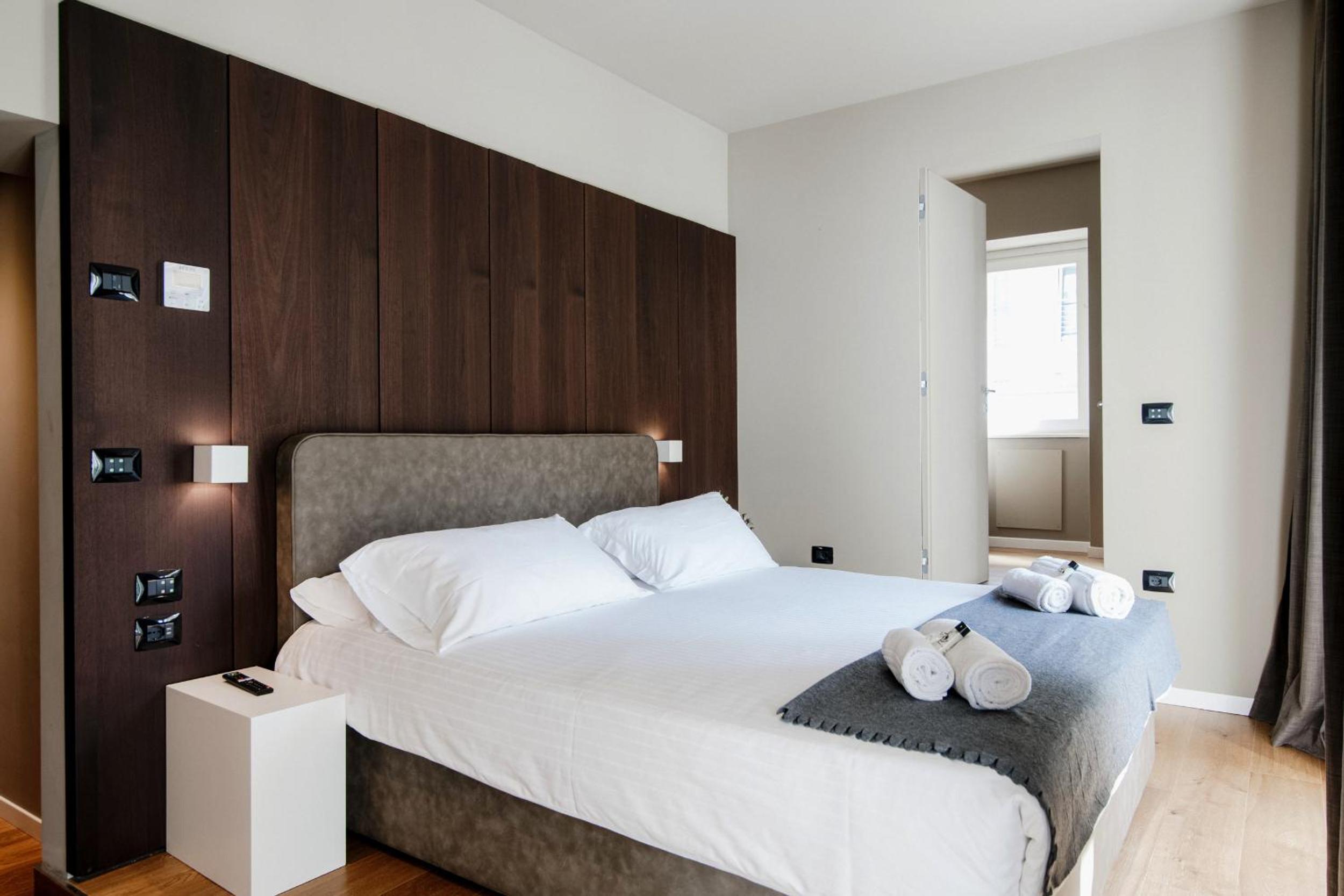 King Room with Balcony