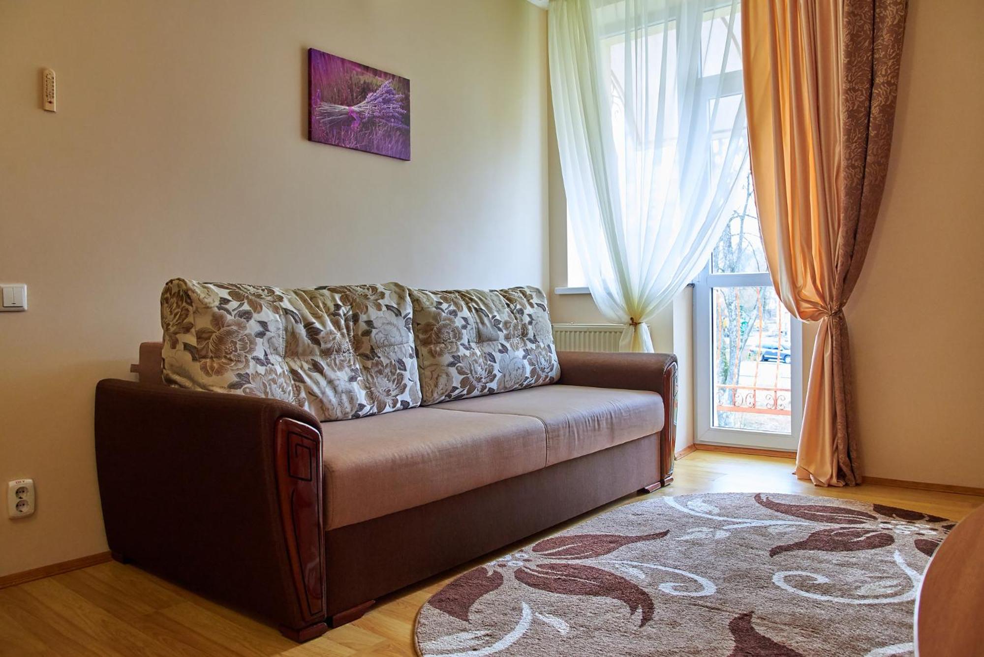 One-Bedroom Suite
