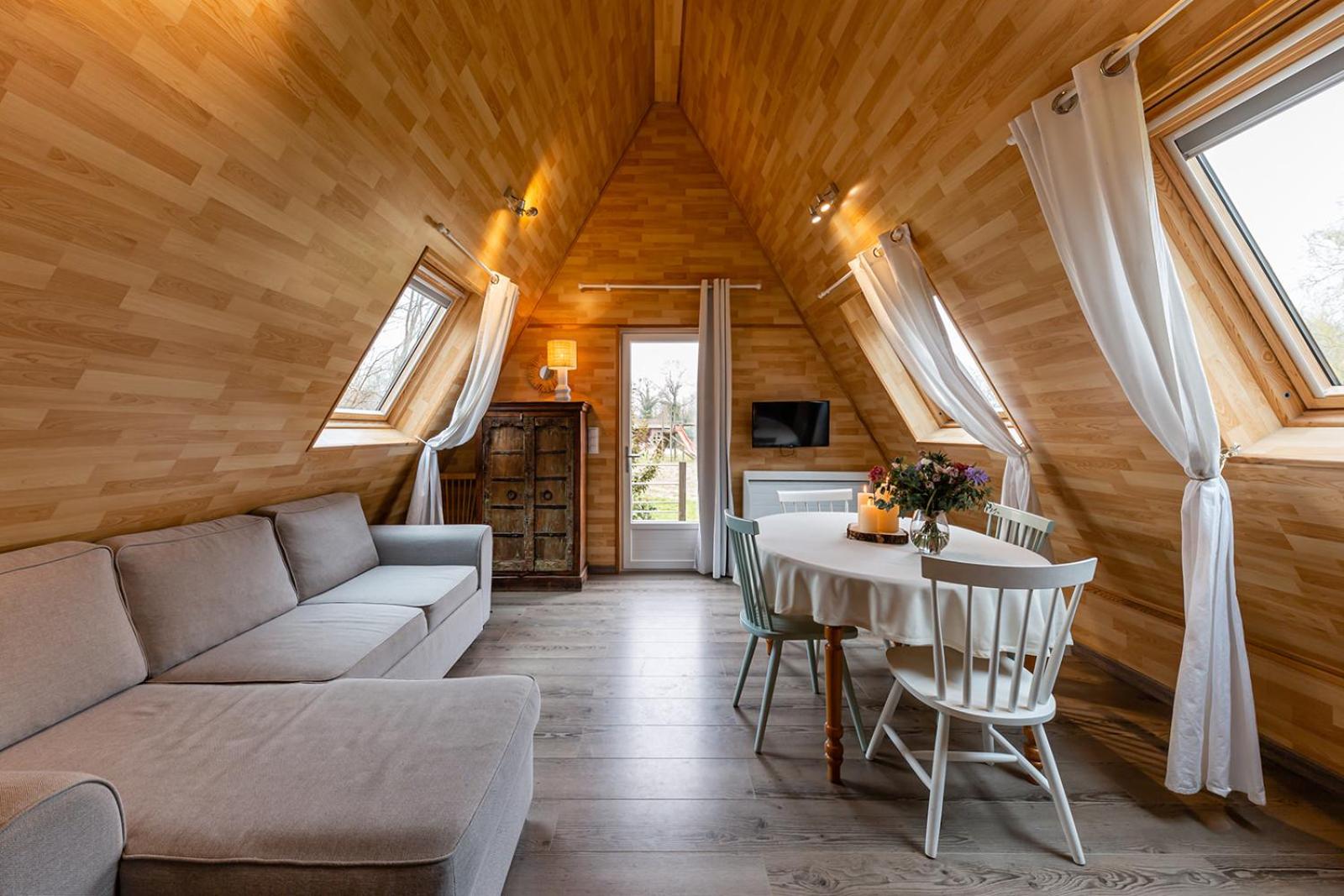 Lodge with Nordic Spa - Photo 6
