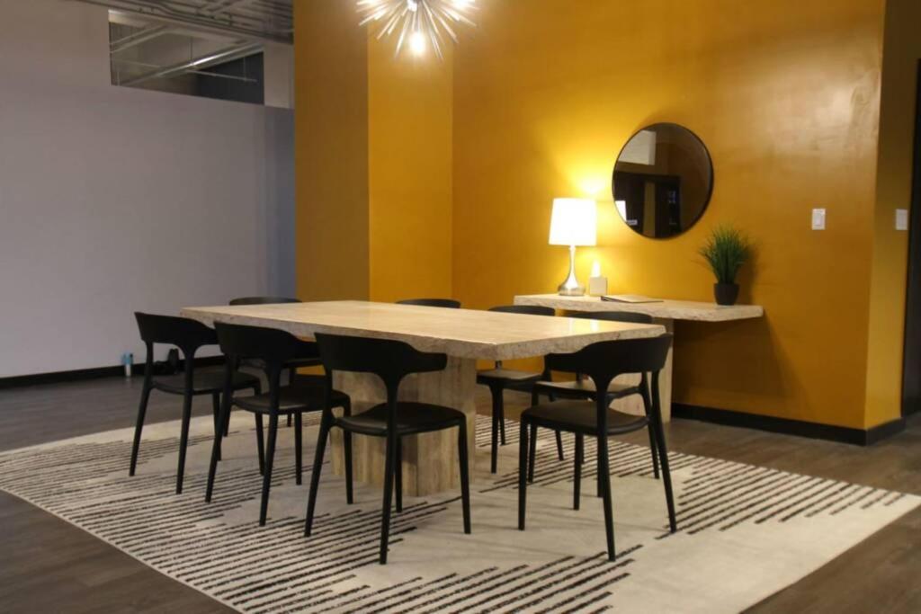 Three-Bedroom Apartment - Photo 18
