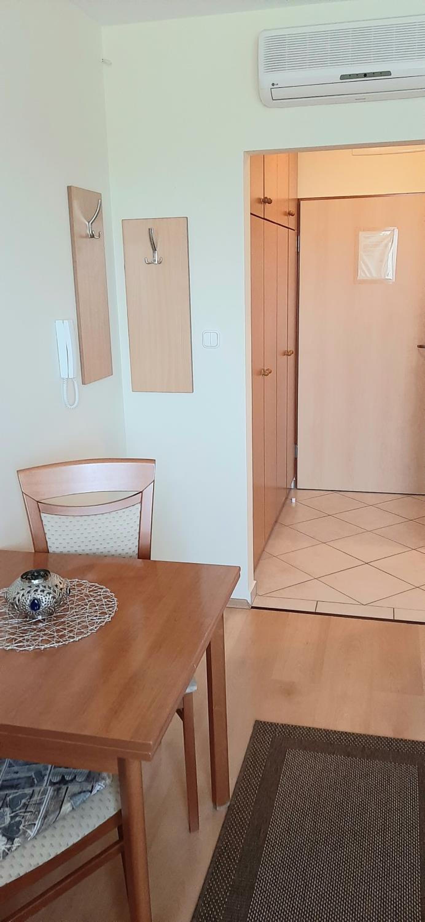One-Bedroom Apartment - Photo 10