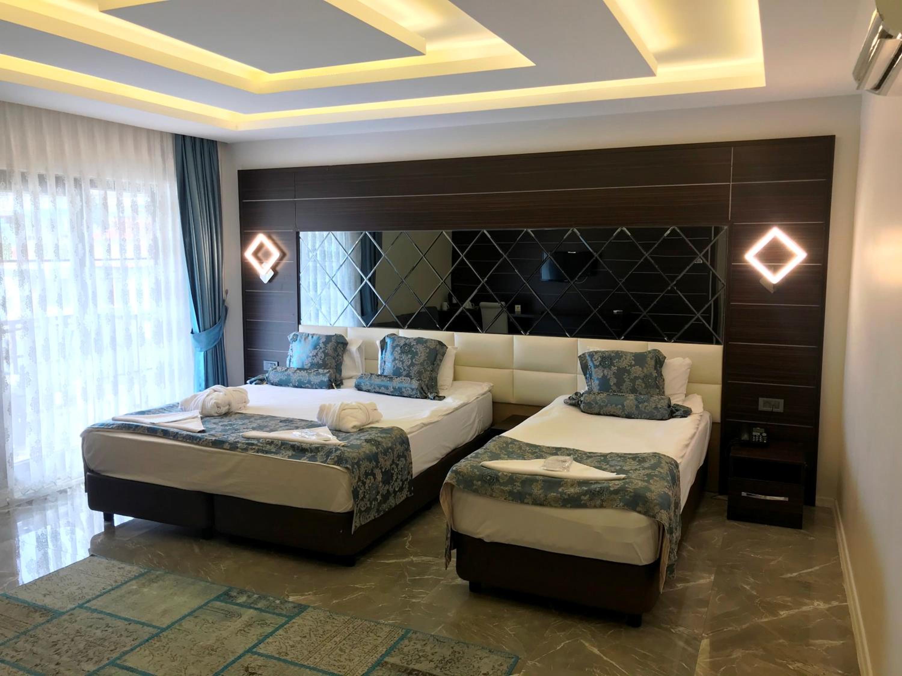 Triple Room - Photo 1