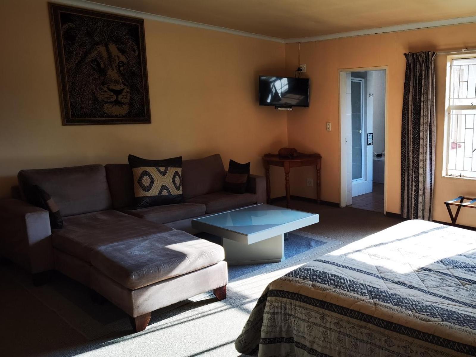 Double or Twin Room - Photo 5