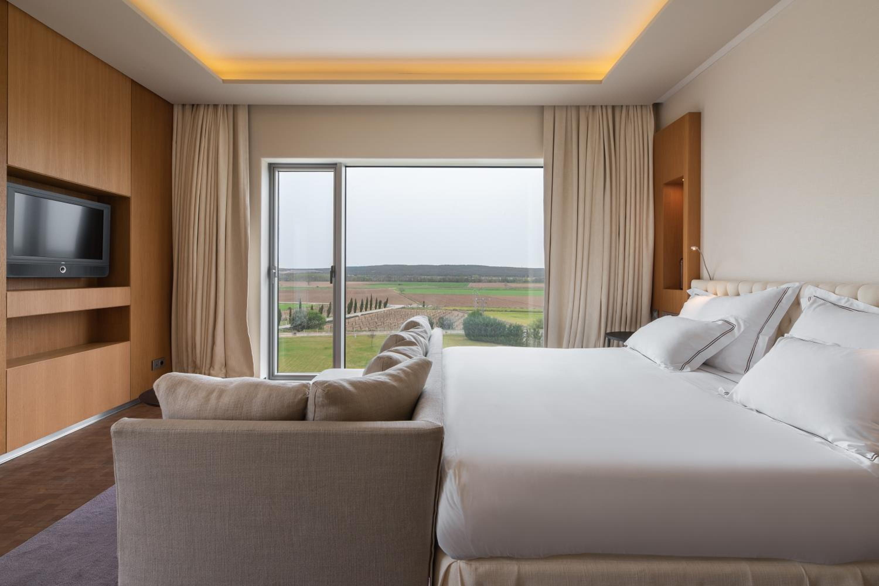 Deluxe Double Room - Photo 5