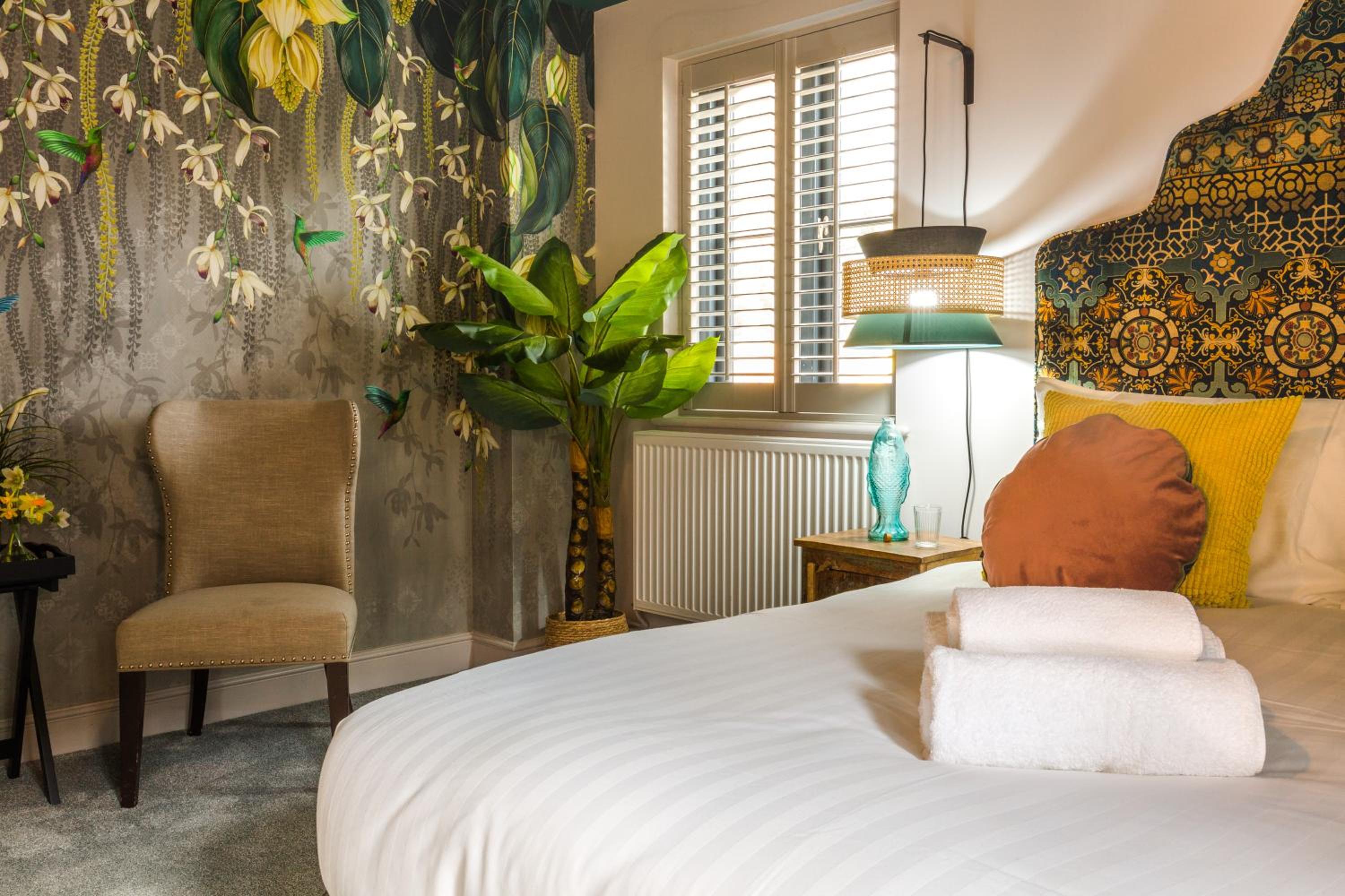 Deluxe King Room