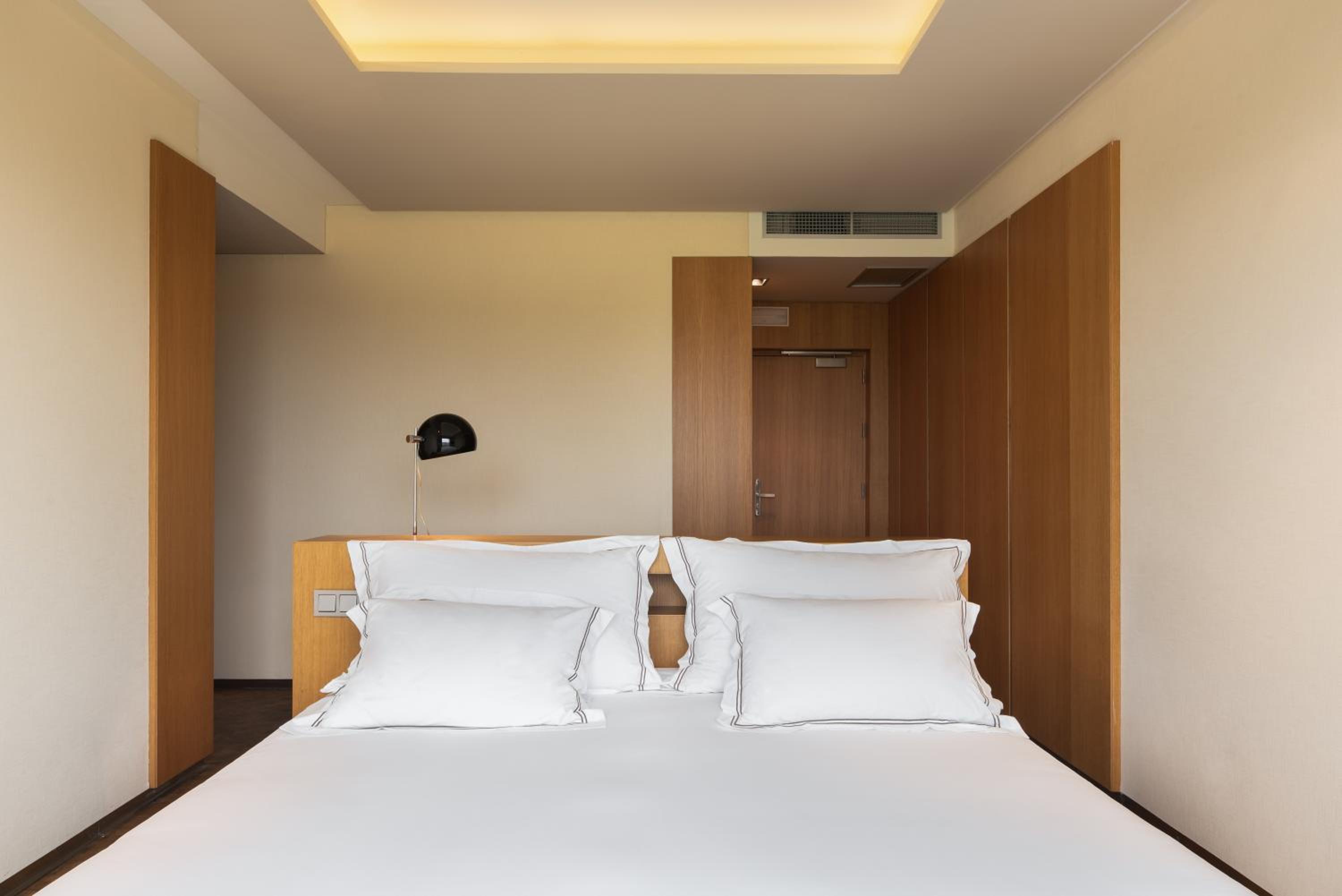 Royal Suite Deluxe - Photo 1