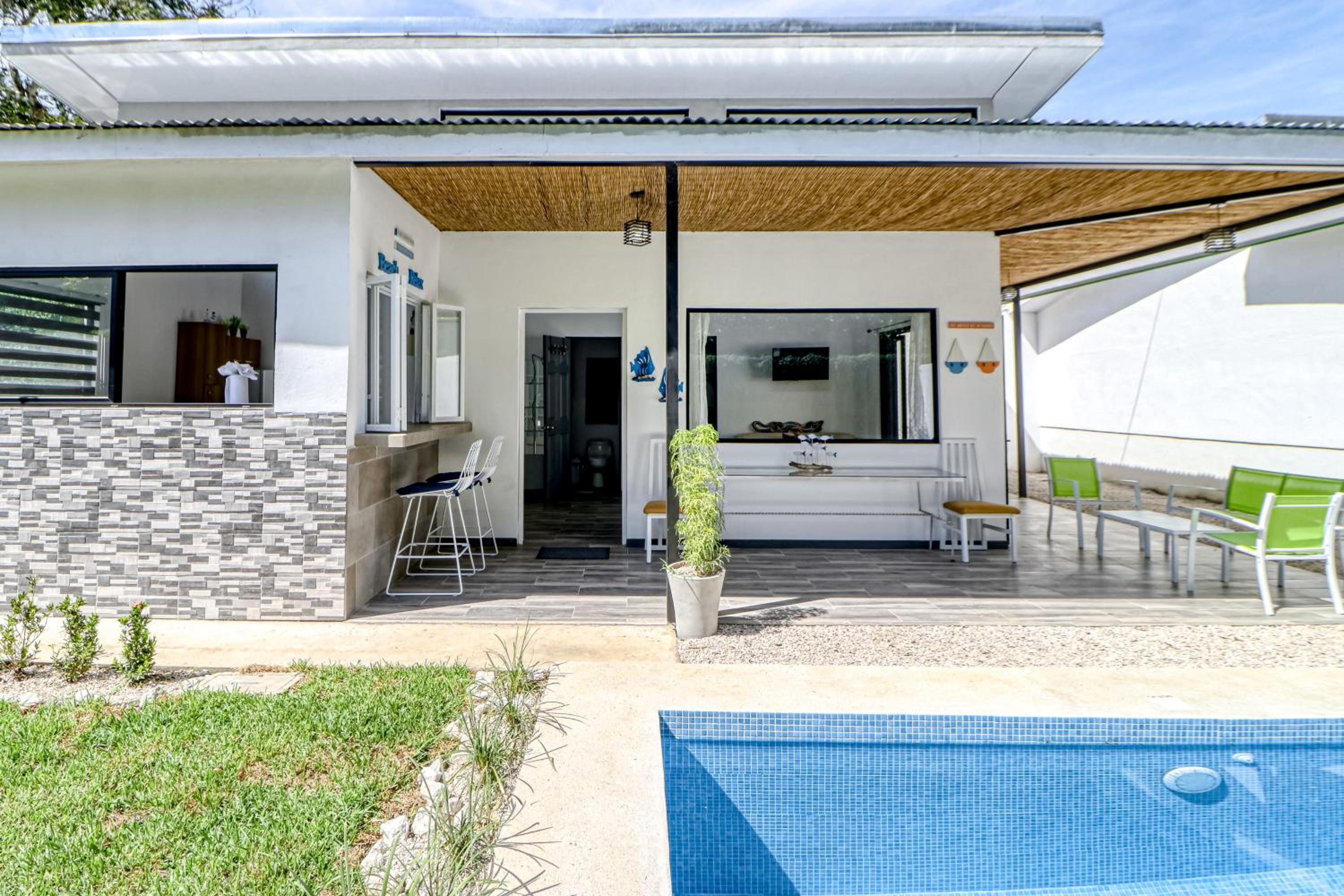 Two-Bedroom House photo 2