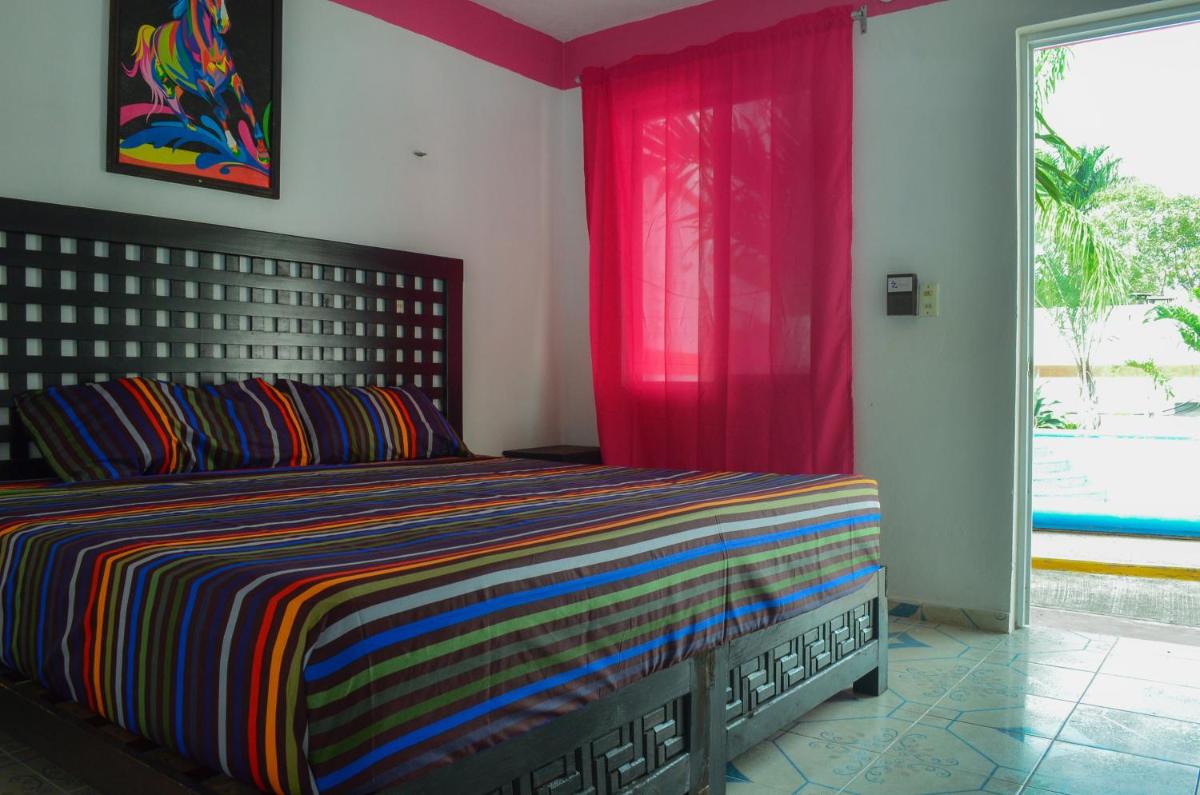King Room with Pool View photo 1