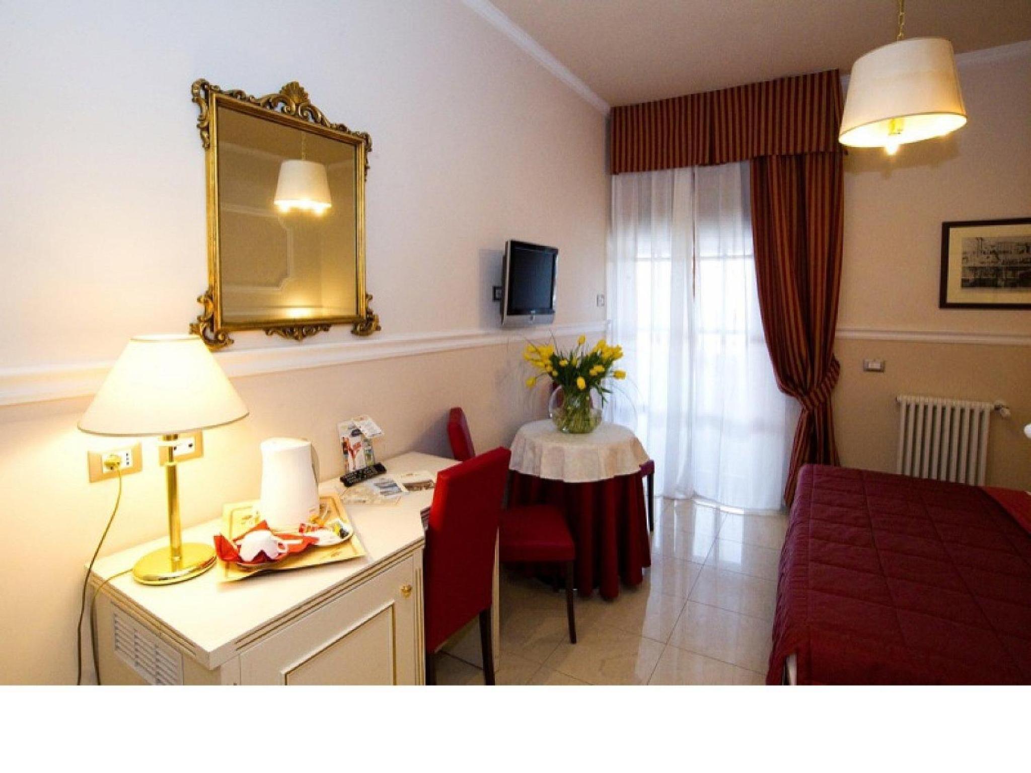 Superior Double or Twin Room - Photo 8