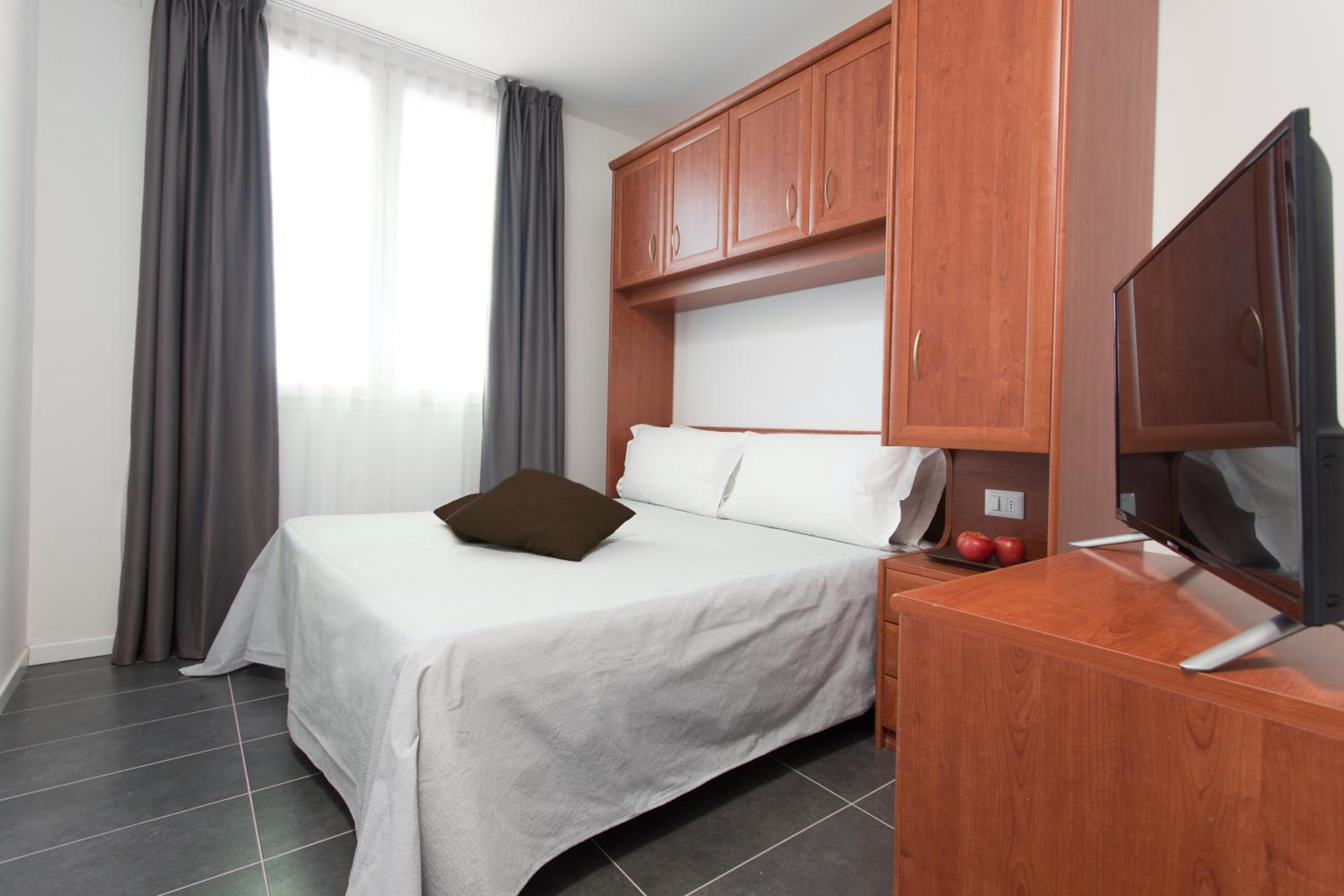Standard Double or Twin Room photo 1