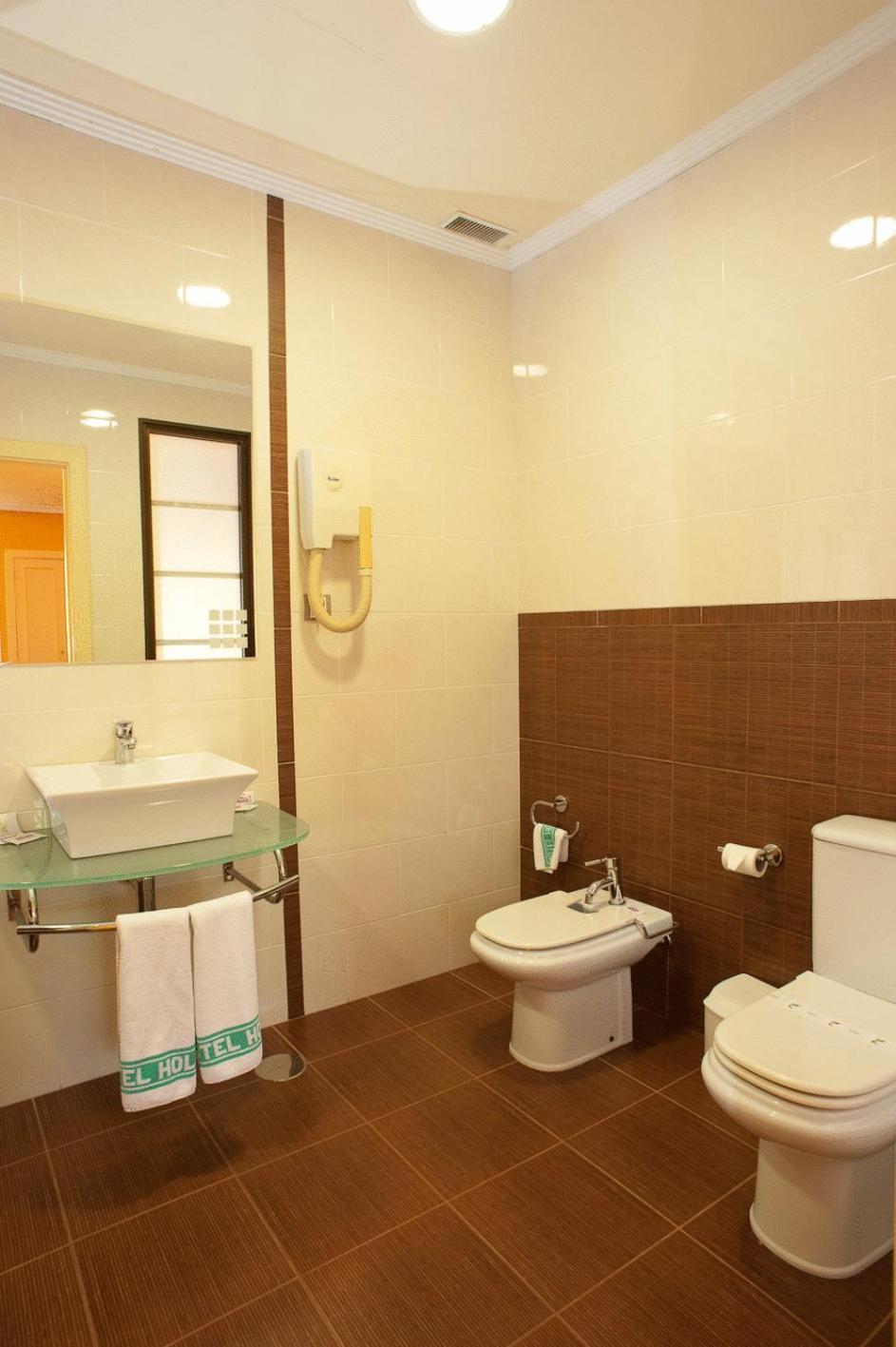 Superior King Room photo 2