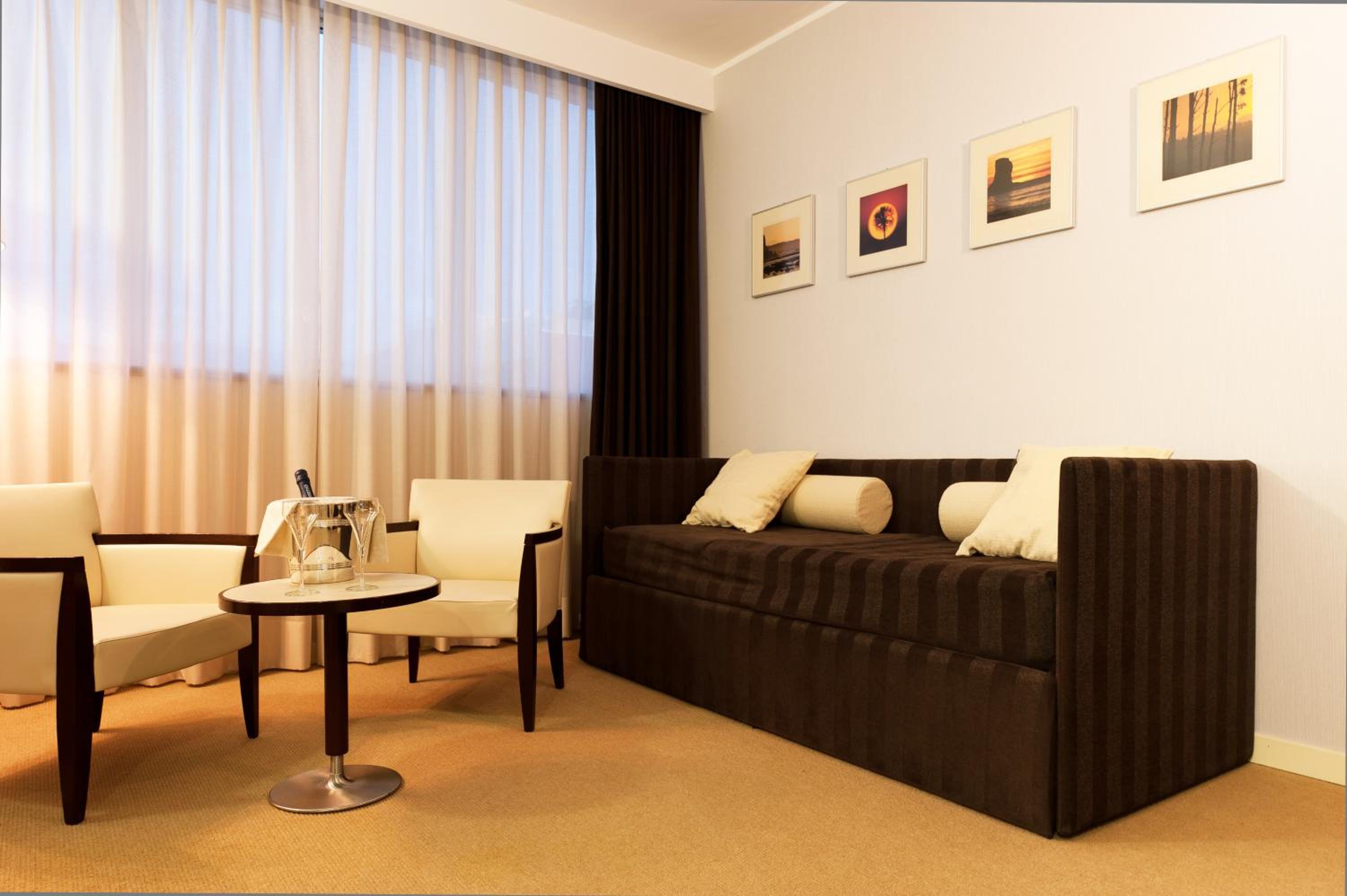 Suite with Gym access photo 3