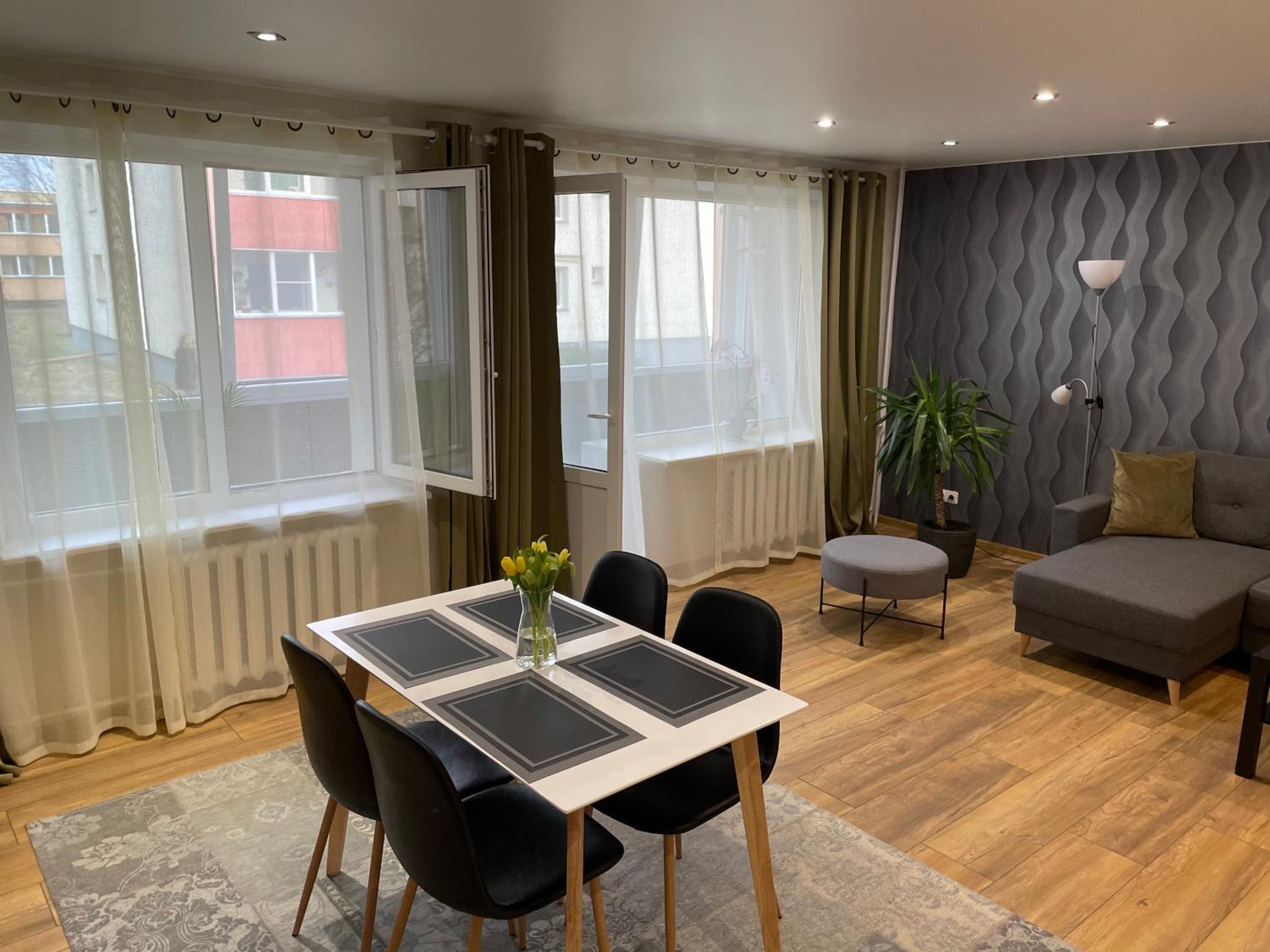 One-Bedroom Apartment