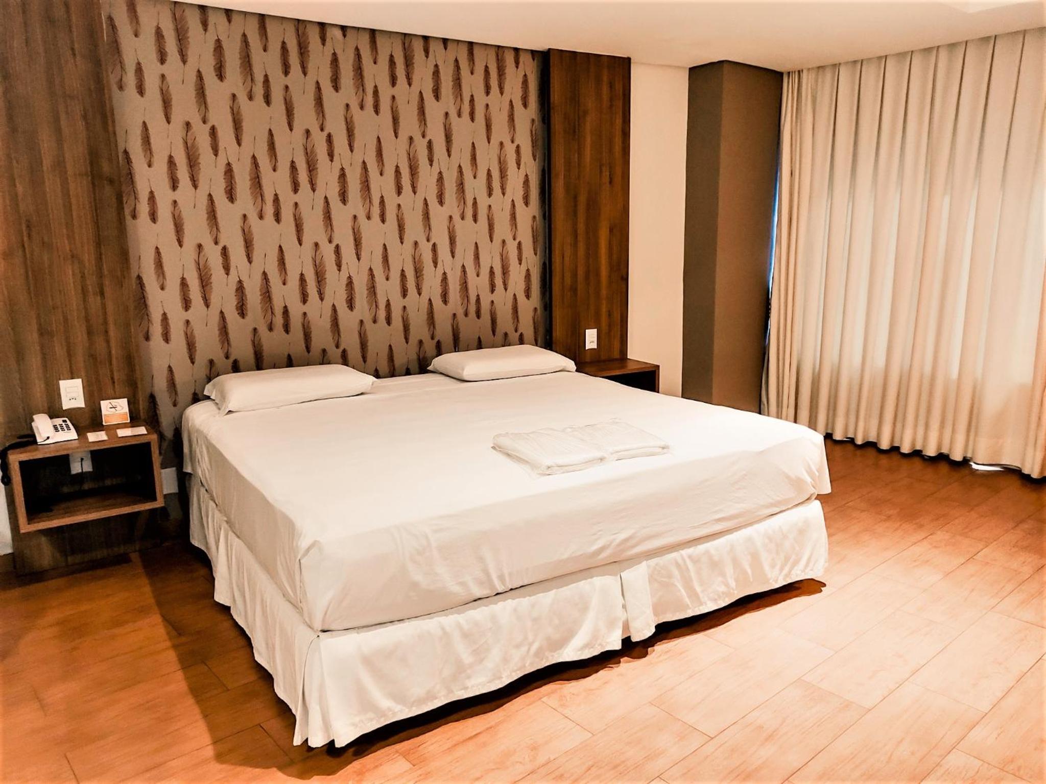Master Suite with Spa Bath - Photo 1
