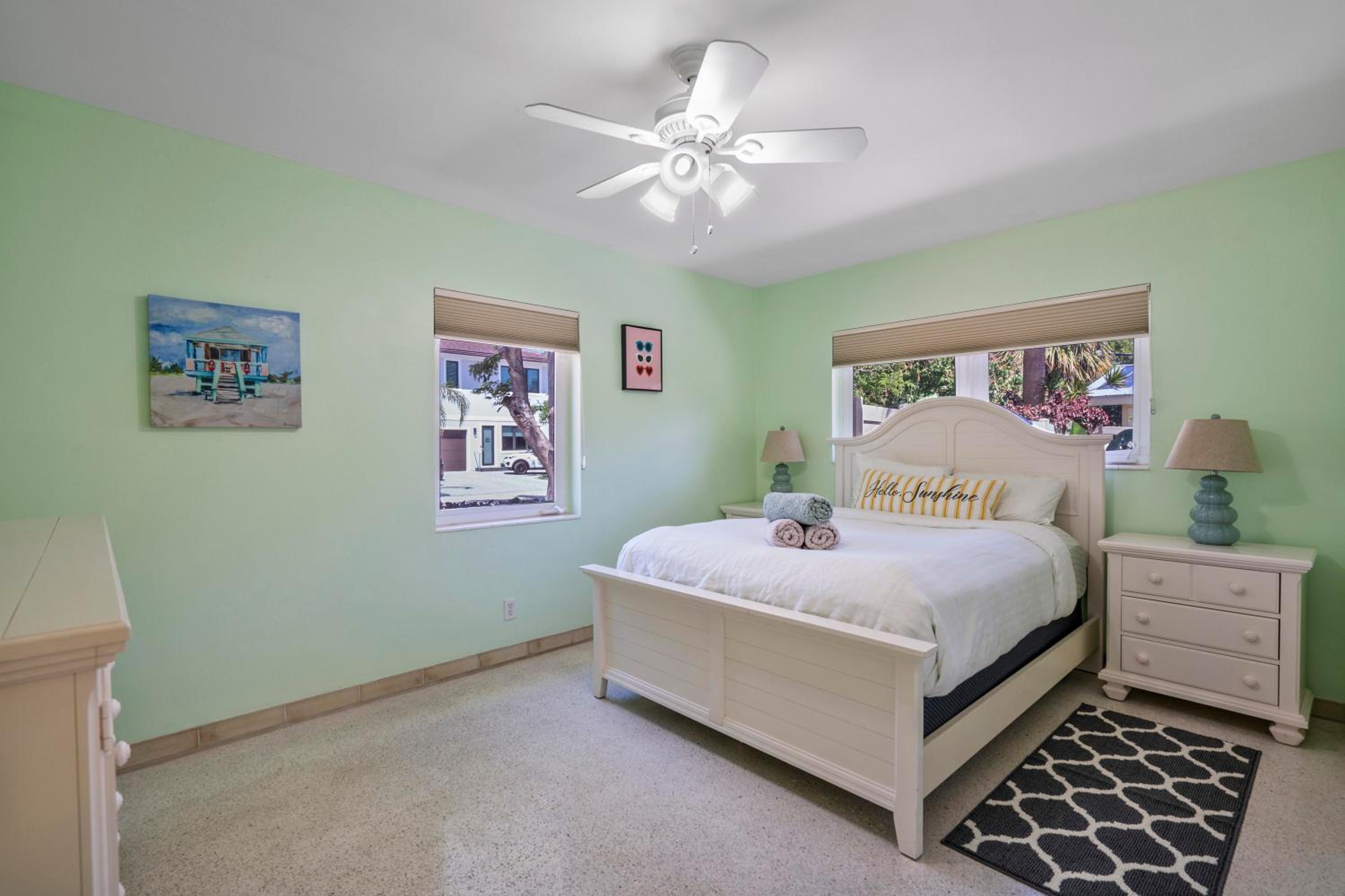 Two-Bedroom Apartment - Photo 14