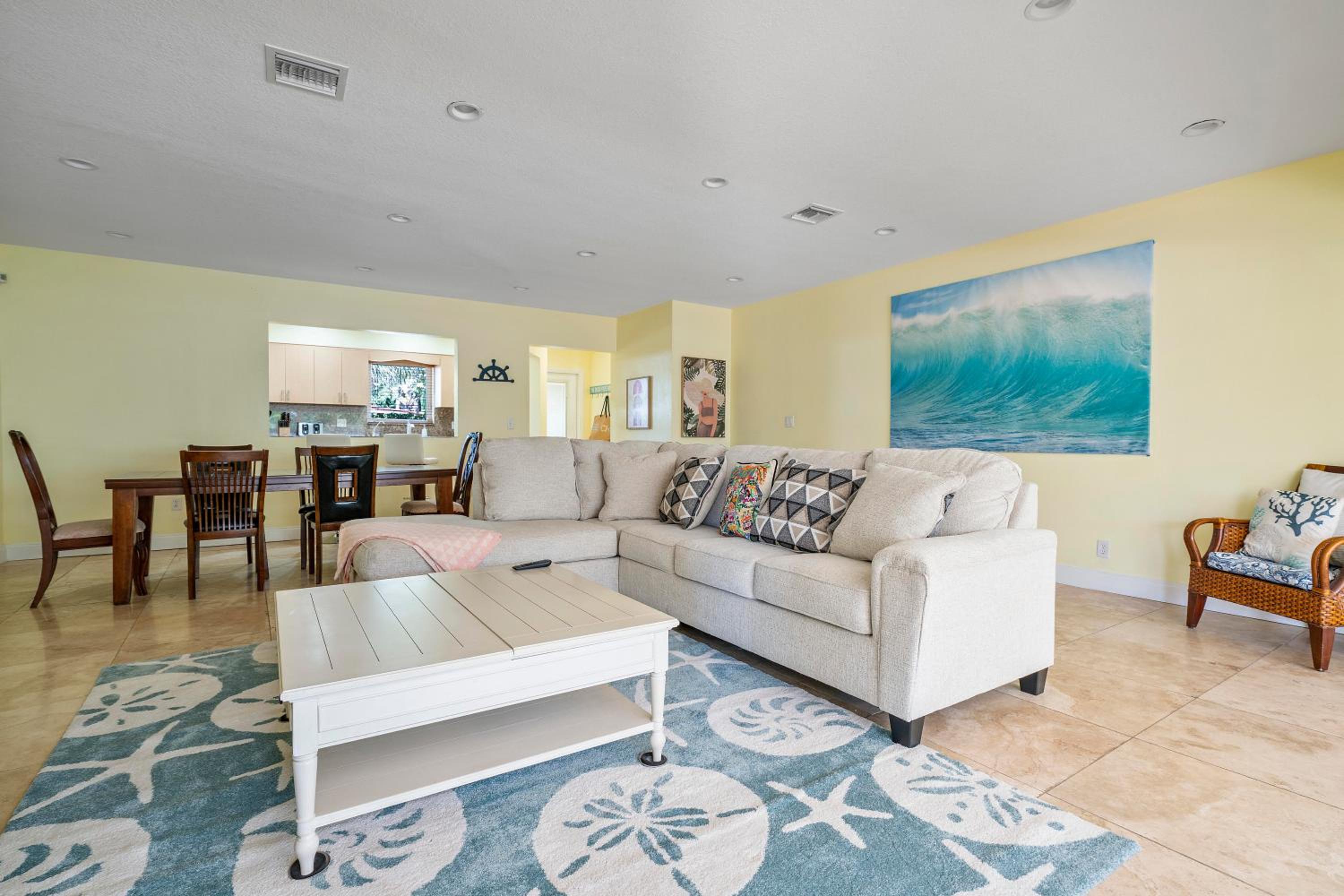 Two-Bedroom Apartment - Photo 1